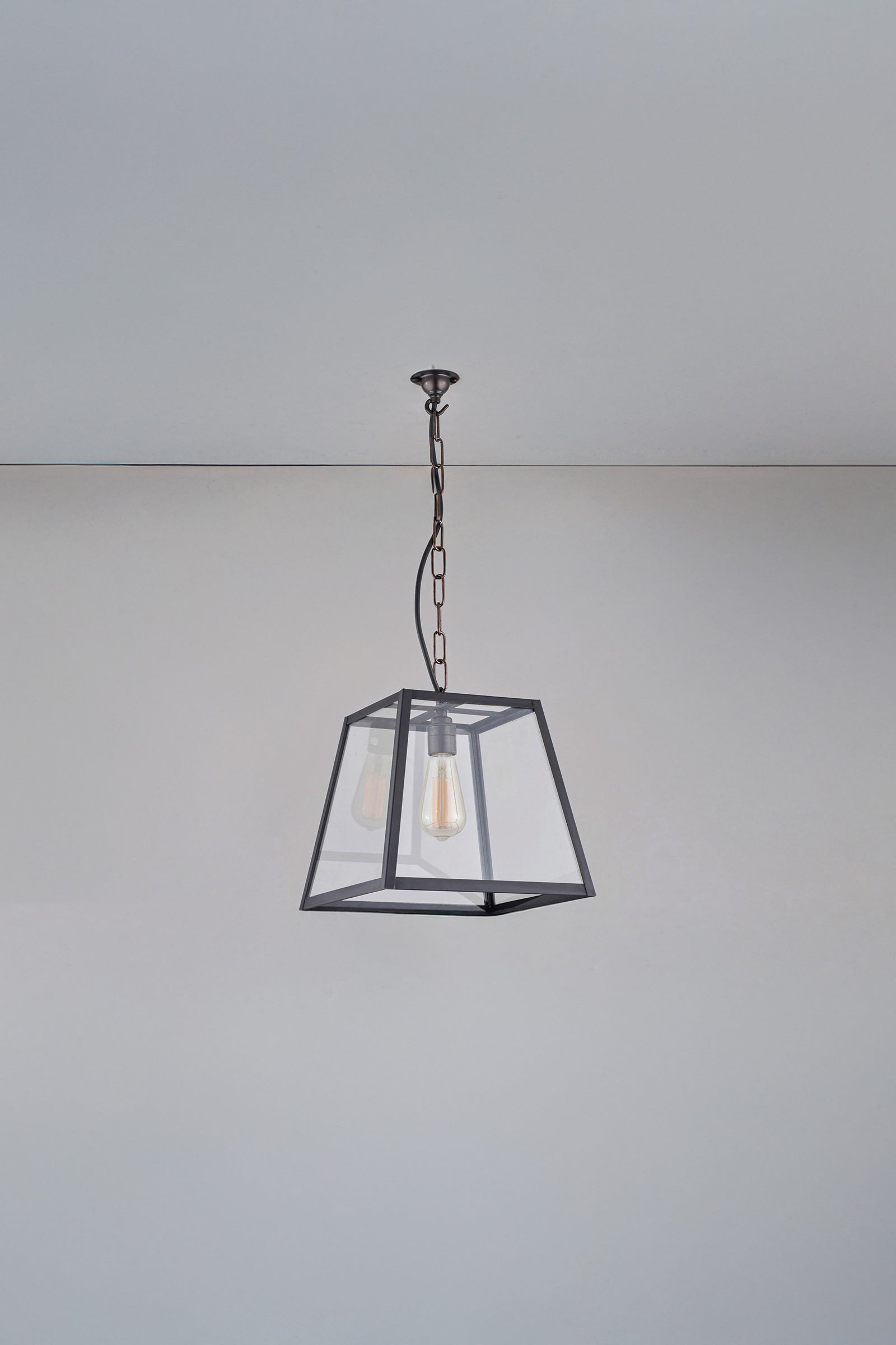 Variant Image for Laiton Vieilli / Transparent