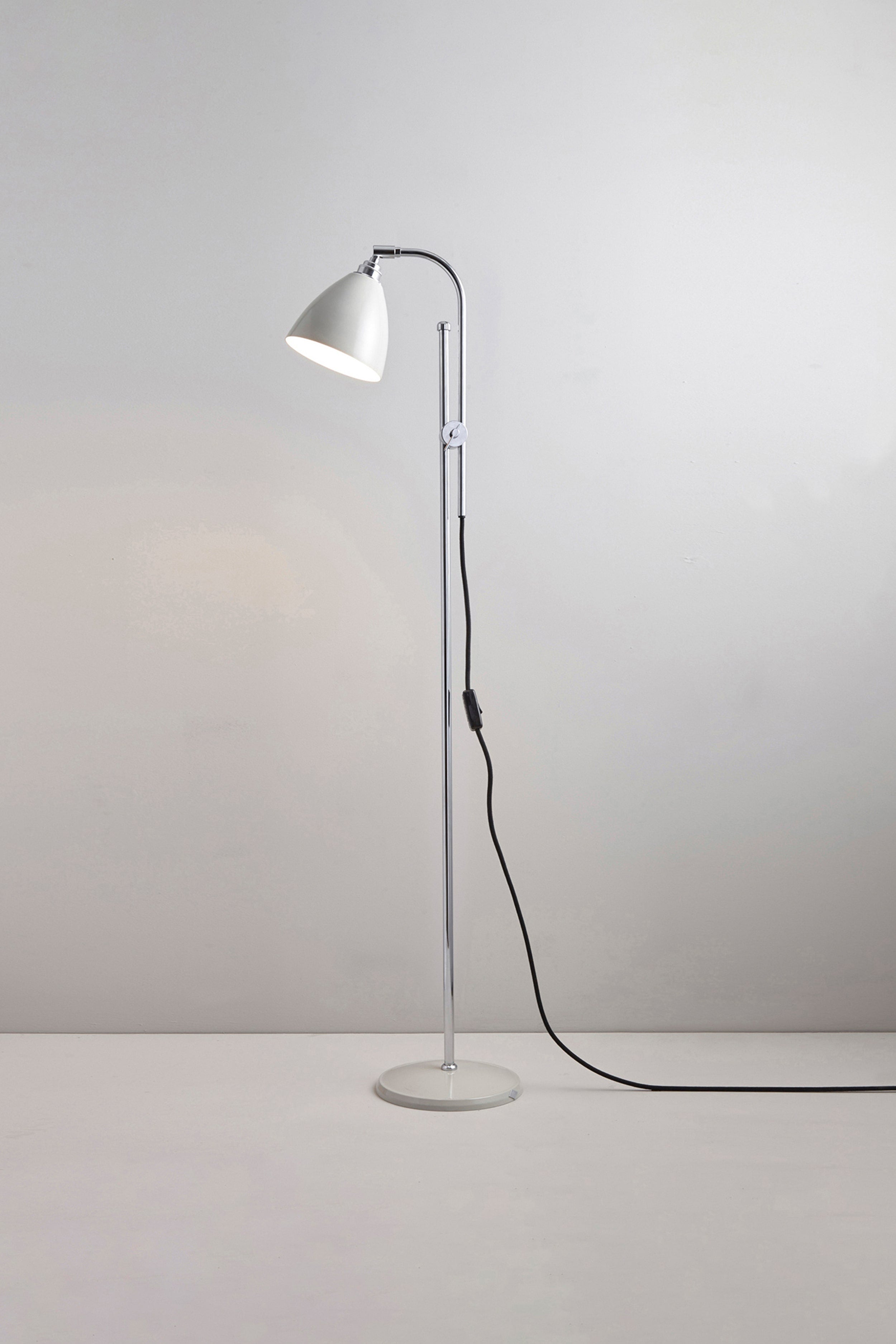 Lampadaire Task