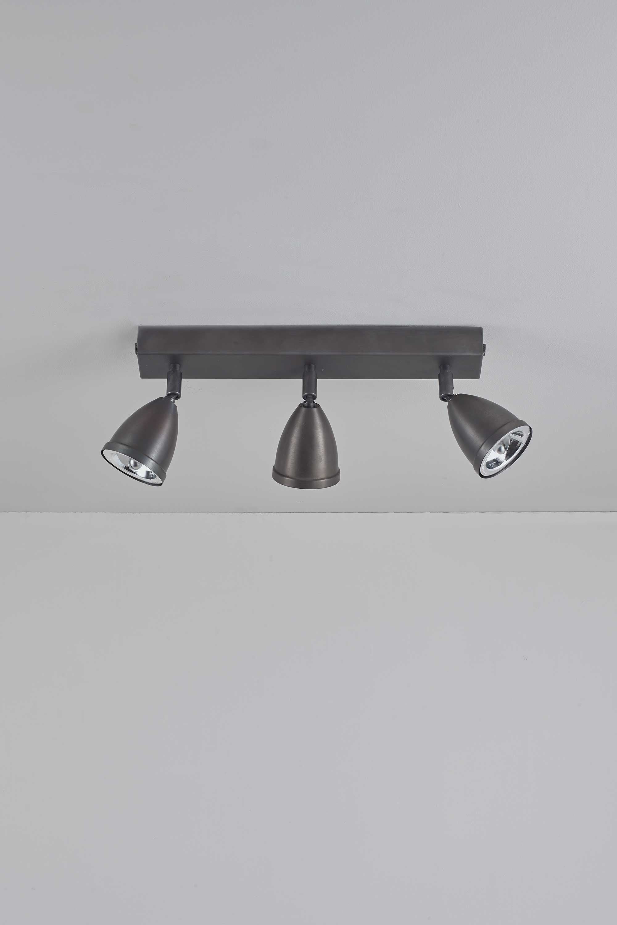 OBTC Product Image: Whitby Triple Spotlight