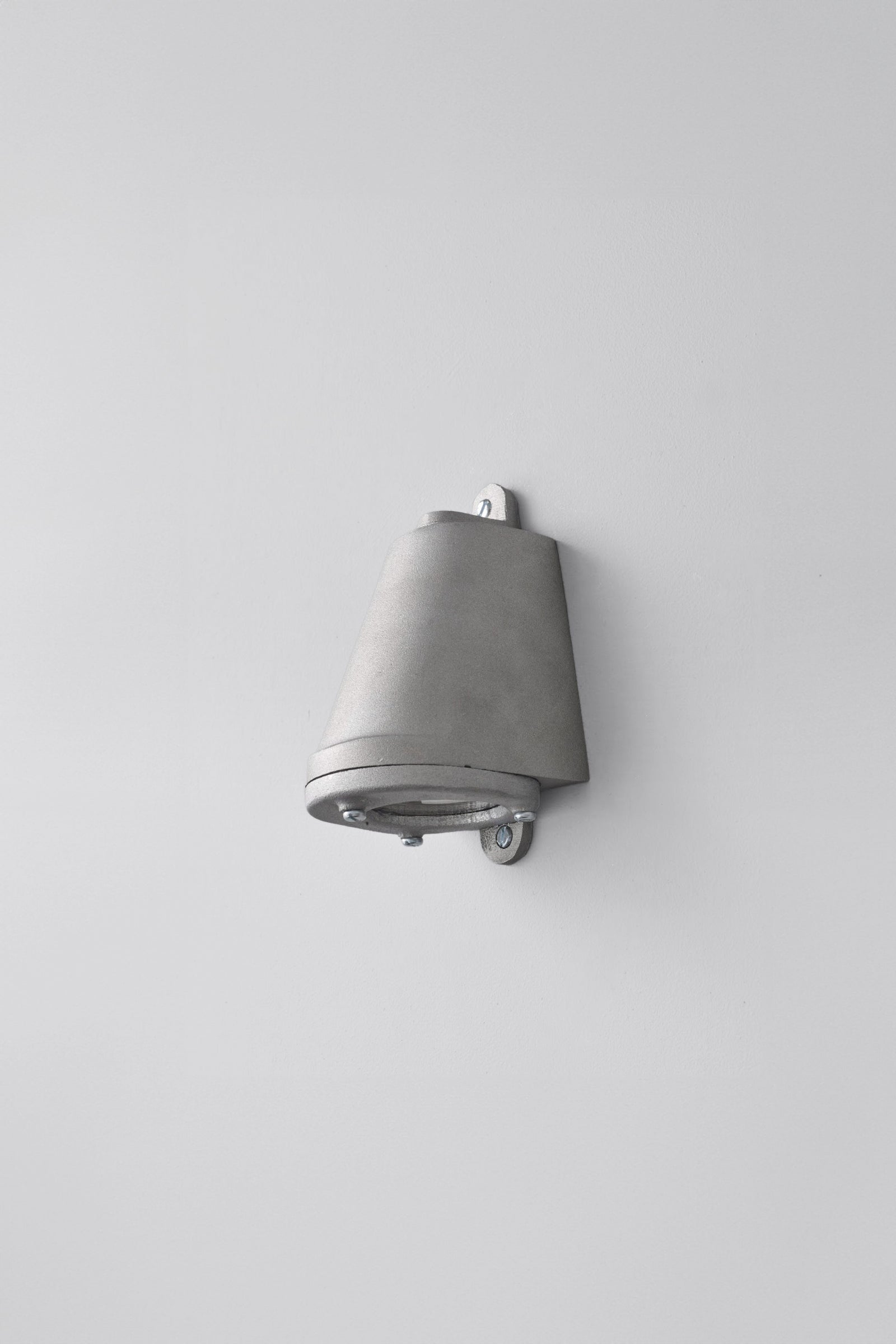 Variant Image for Aluminium Brut Anodisé
