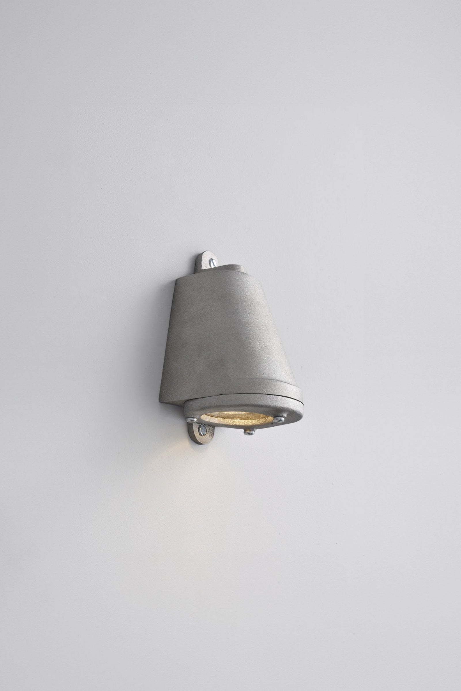 Variant Image for Sandblasted Anodised Aluminium