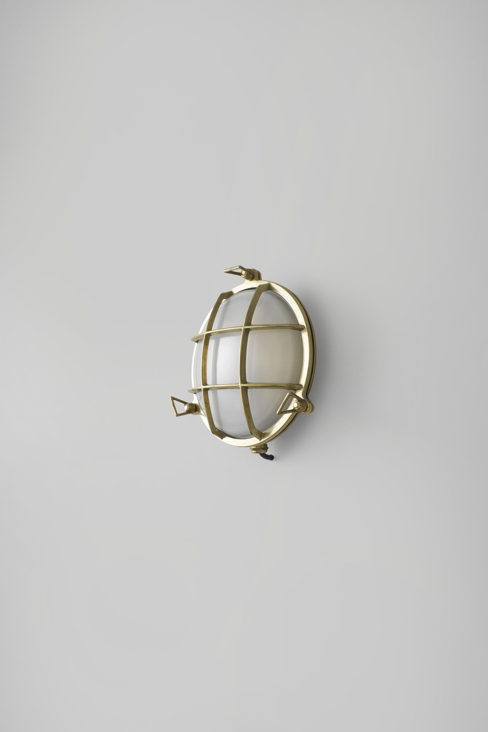 Variant Image for Polished Brass / Frosted