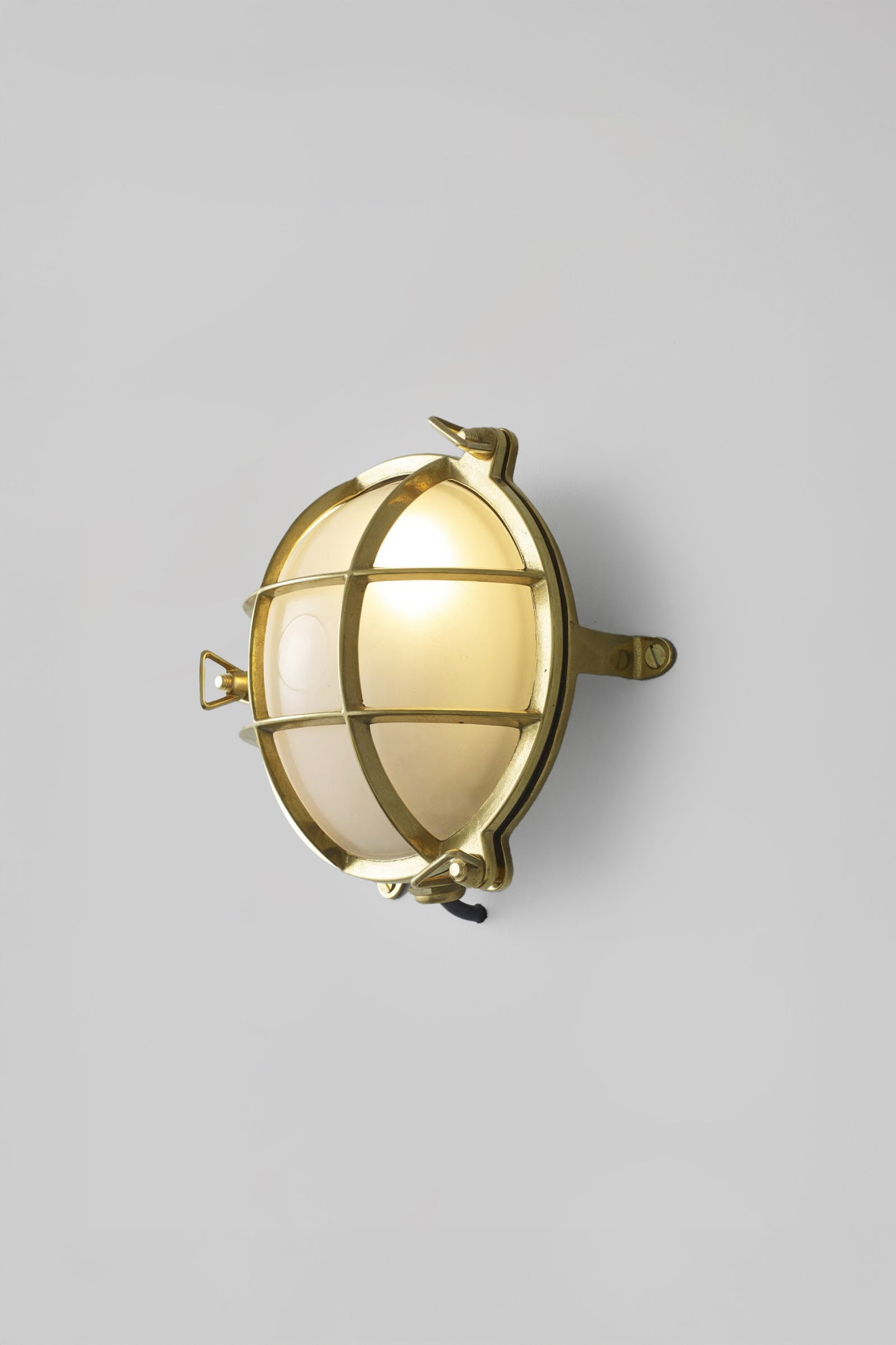 Variant Image for Polished Brass / Frosted