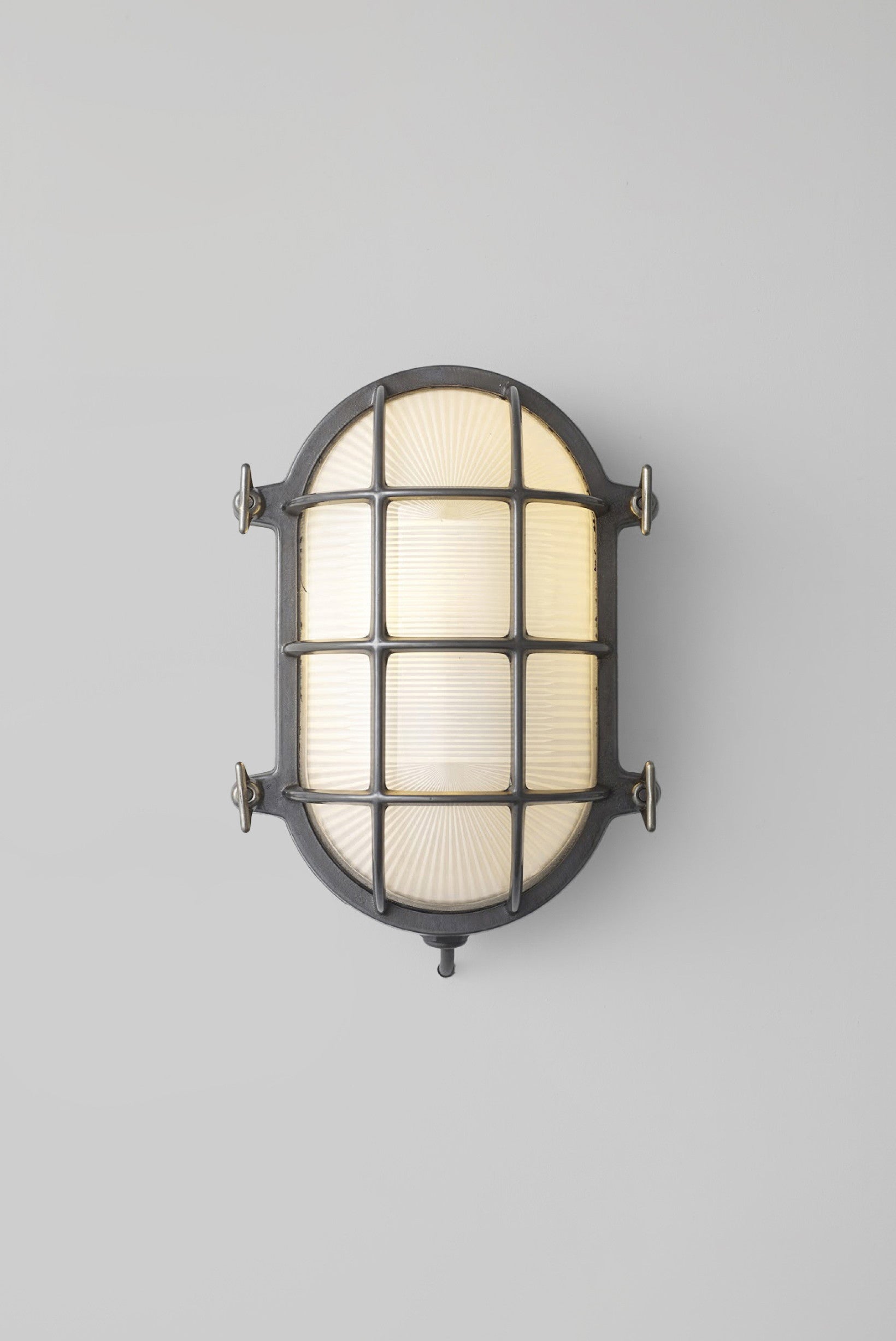 Ovale Brass Bulkhead 7034 Wandleuchte