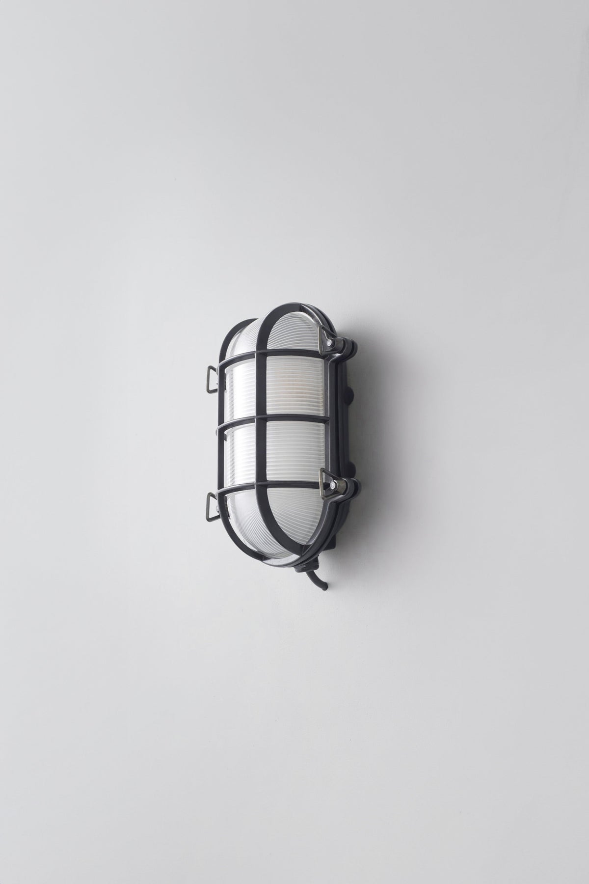 Oval Brass Bulkhead 7035