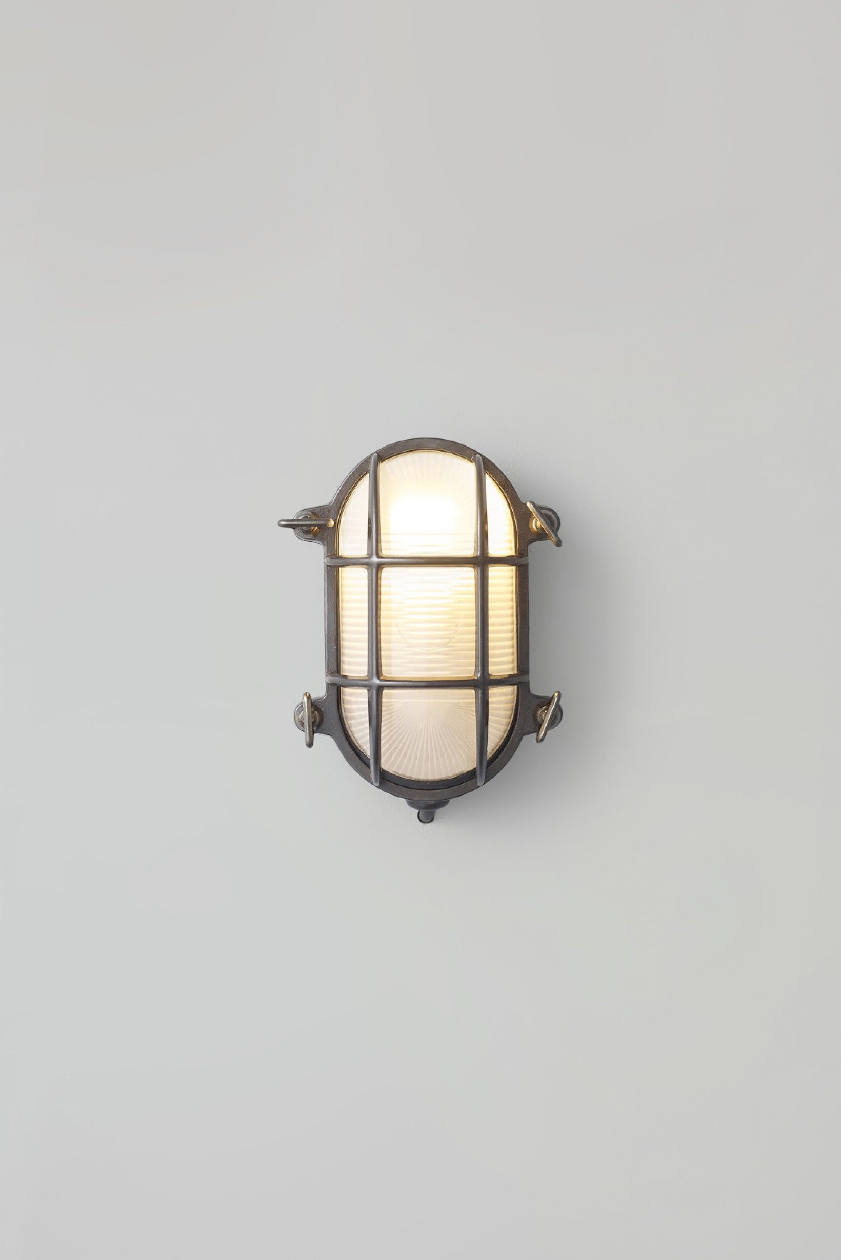 Ovale Brass Bulkhead 7036 Wandleuchte