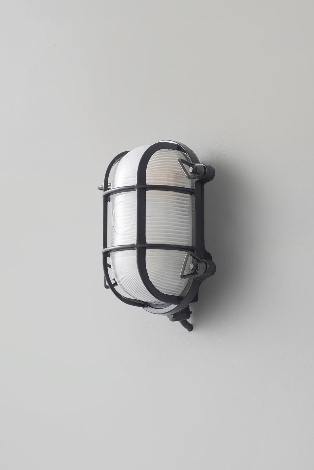 Oval Brass Bulkhead 7036