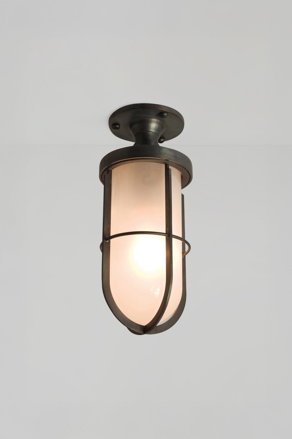 Weatherproof Ship's Well Glass Ceiling Light 7204