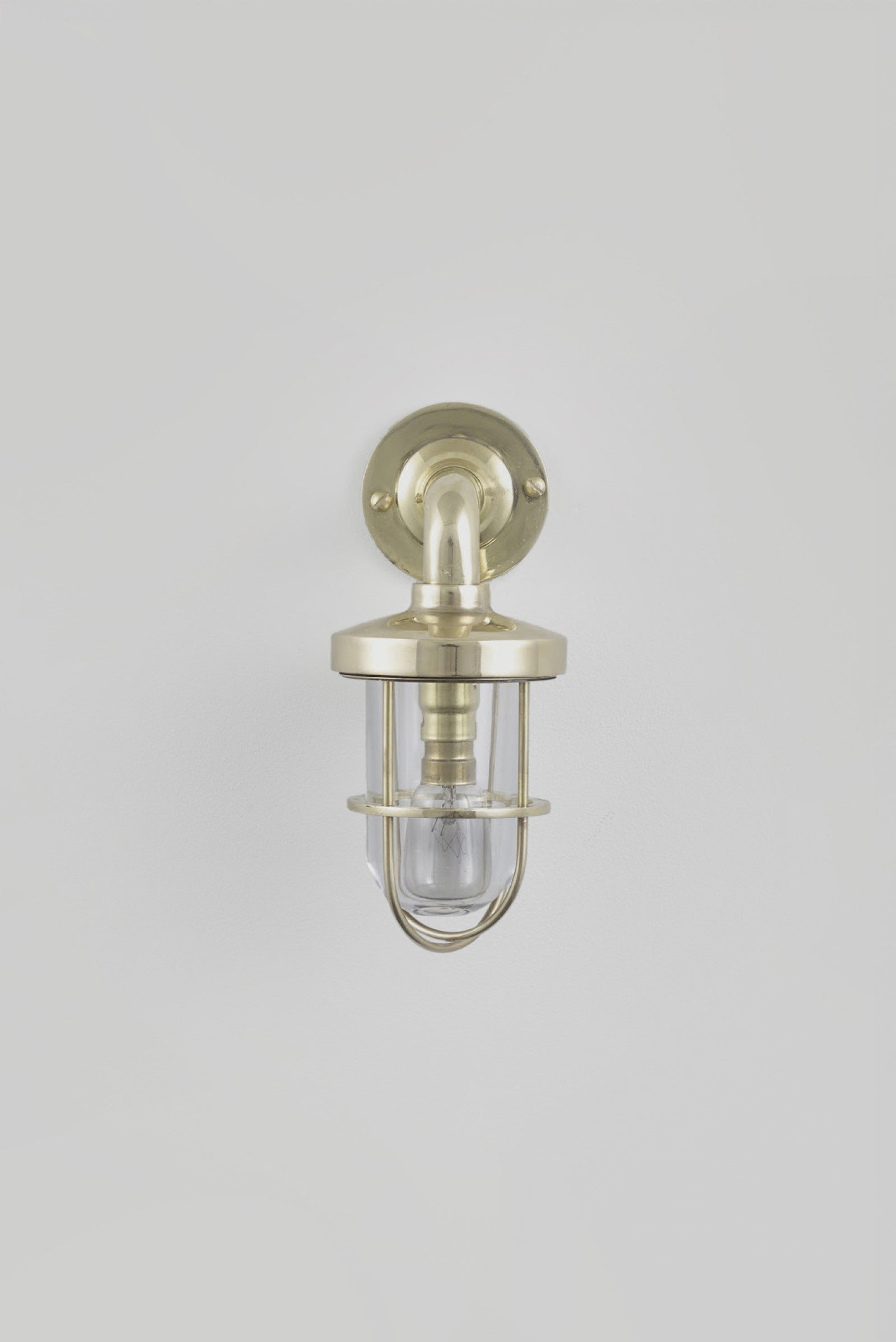 Variant Image for Laiton Poli / Transparent