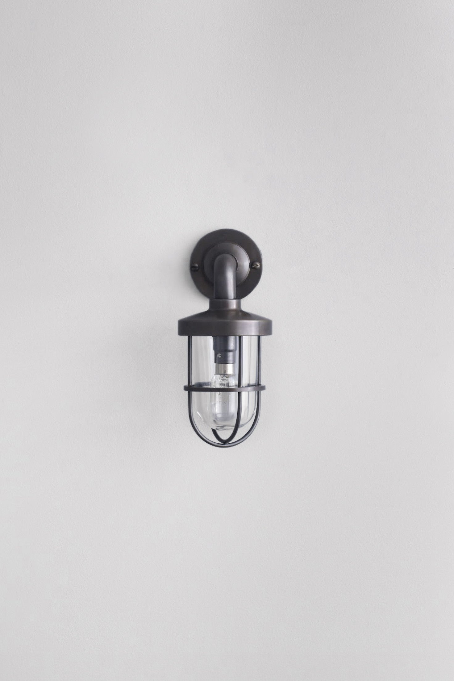 Miniature Weatherproof Ship's Well Glass Light 7207