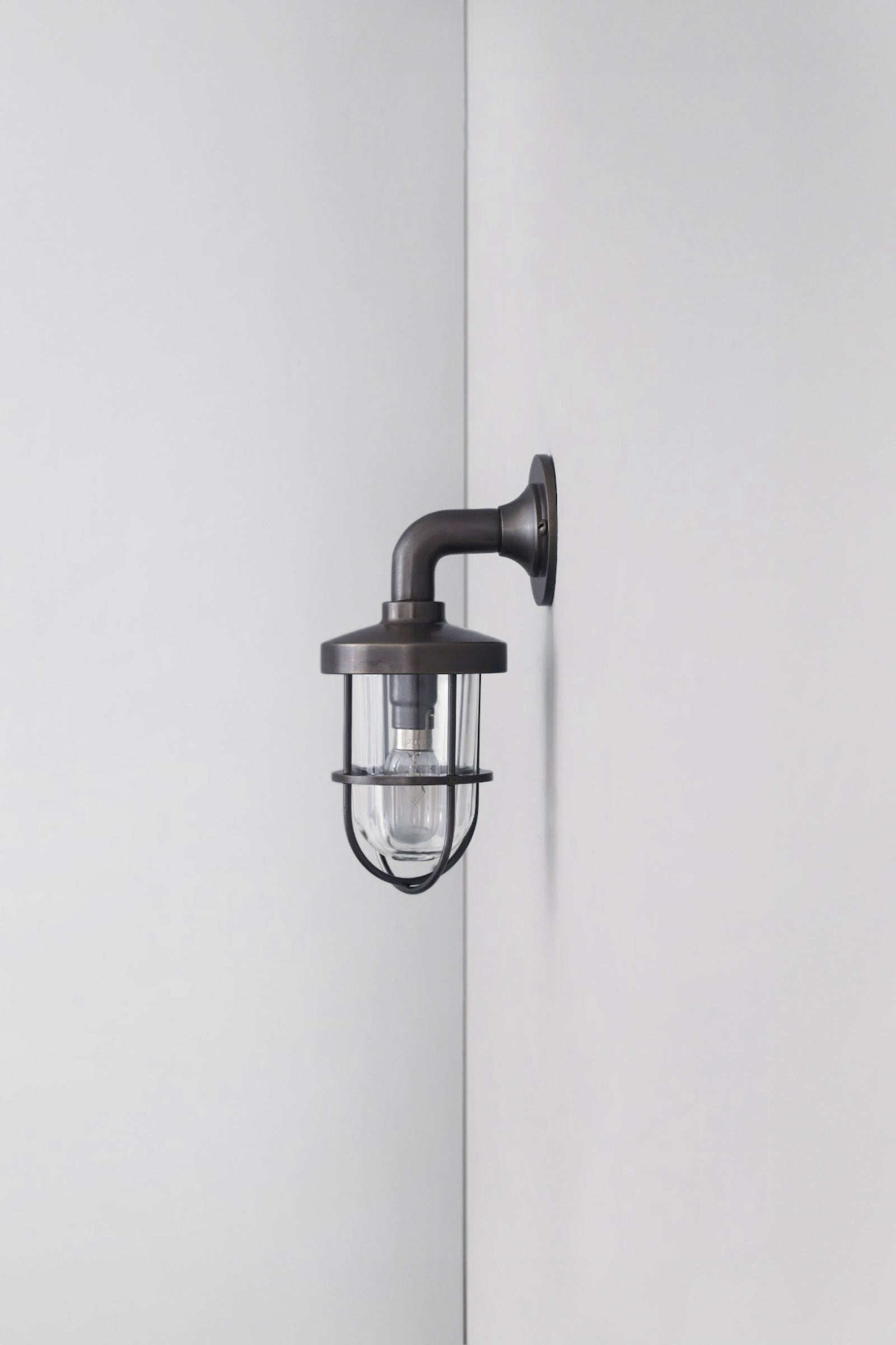 Variant Image for Laiton Vieilli / Transparent