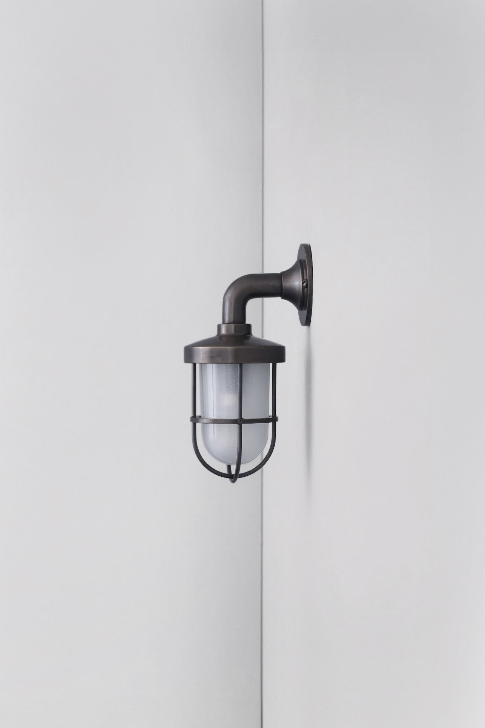 Variant Image for Laiton Vieilli / Transparent