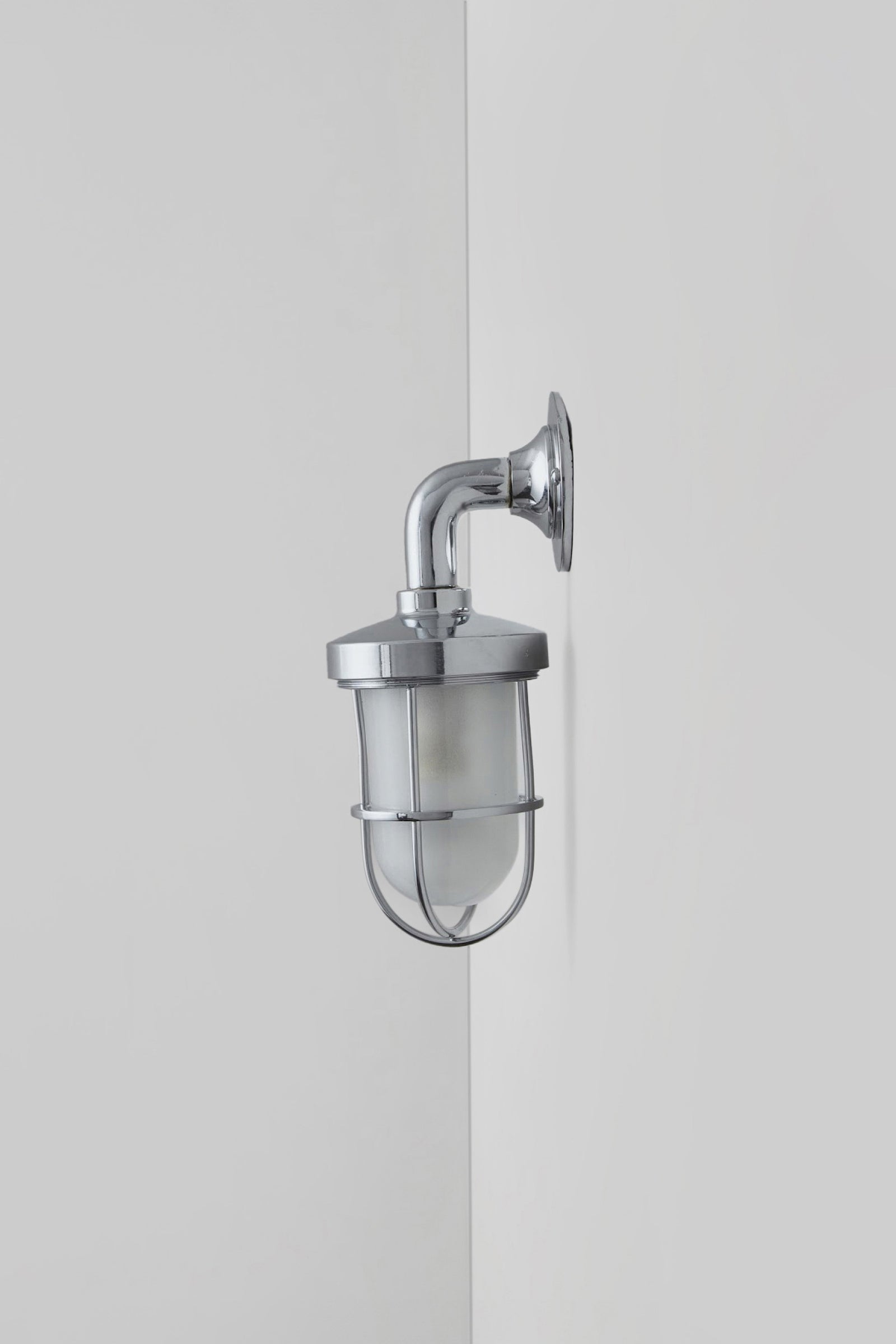 Variant Image for Chrome / Dépoli