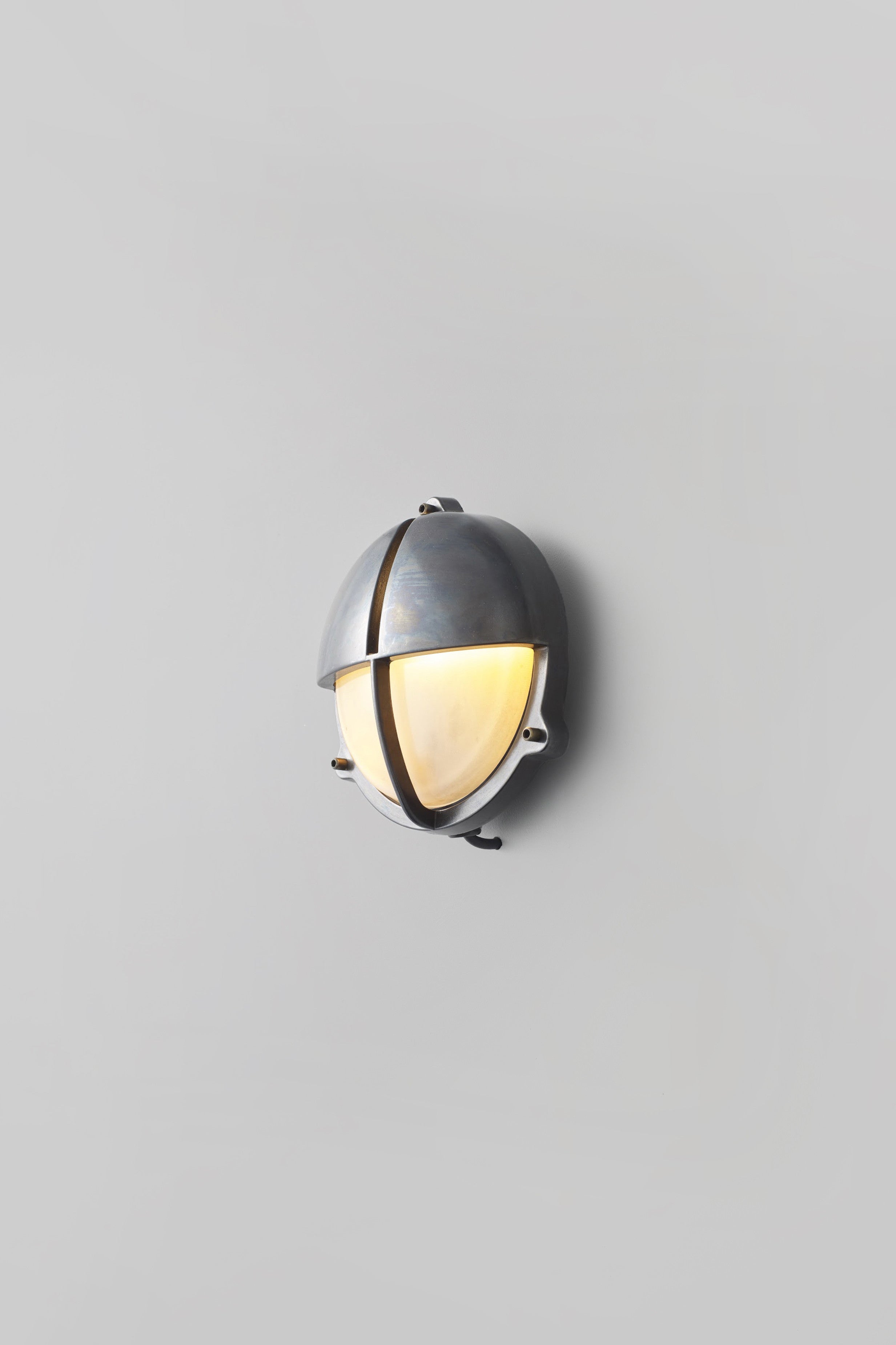 Brass Bulkhead 7428 Wandleuchte