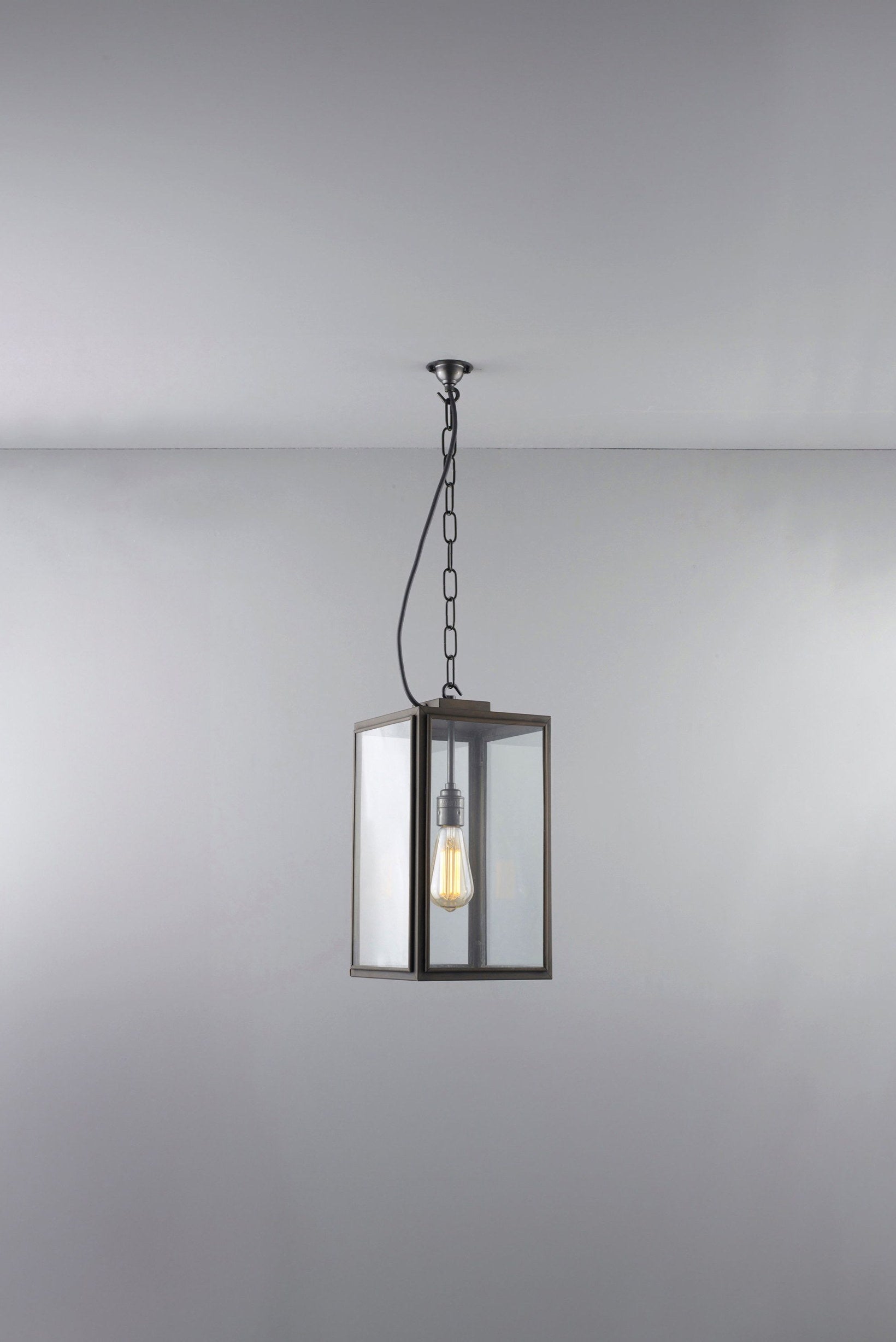 Square Pendelleuchte Klein, Geschlossen