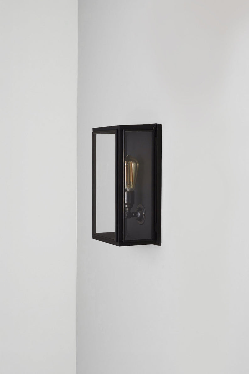 Medium Box Wall Light 7642 (Externally Glazed)
