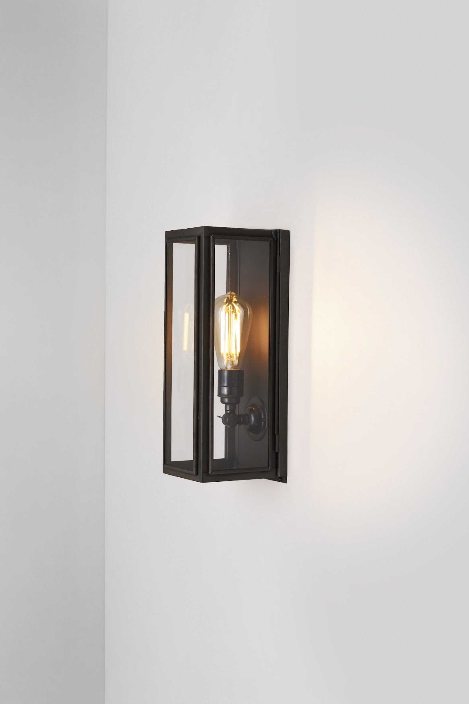 Narrow Box Wall Light 7649 (Externally Glazed)