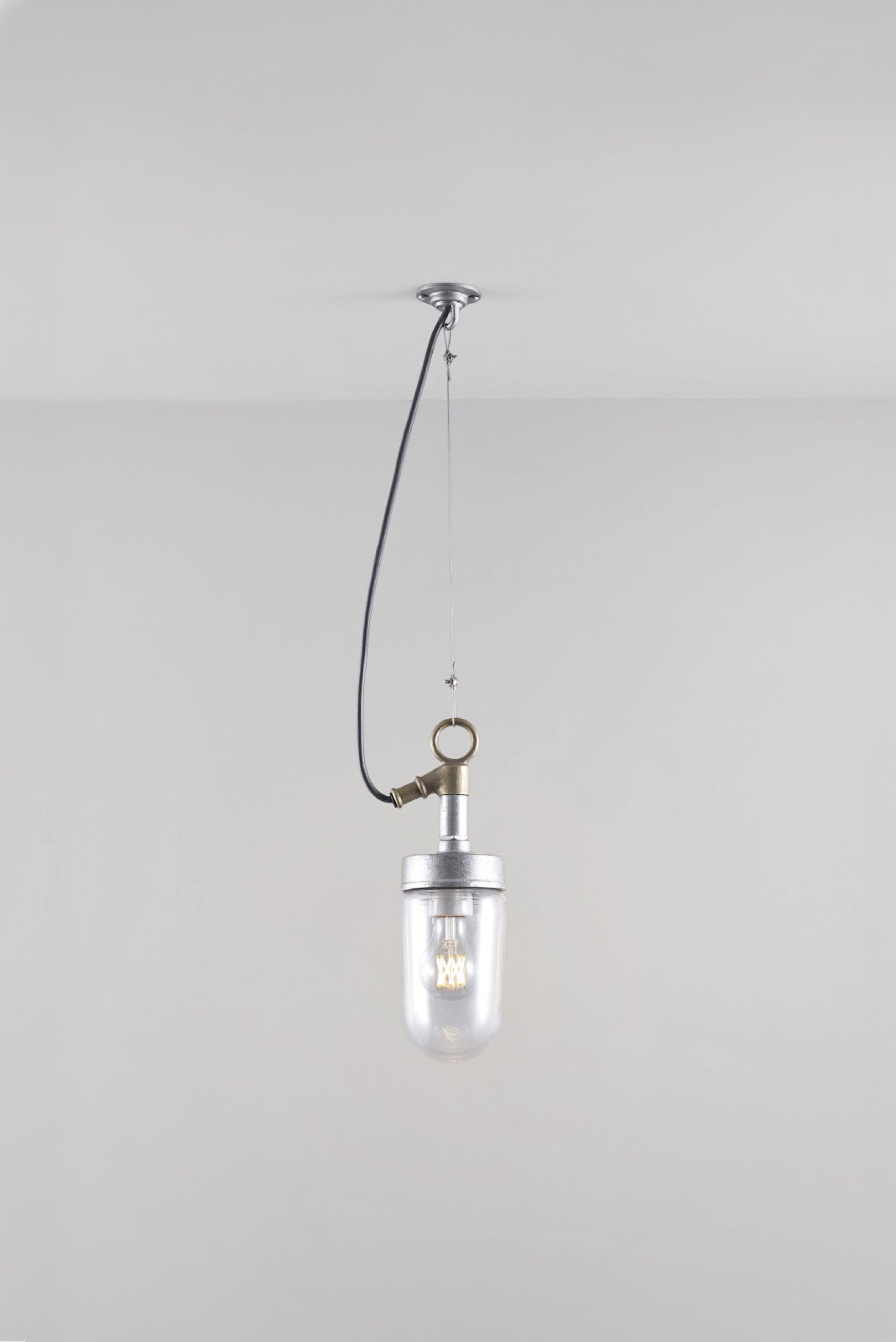 Well Glass Pendant 7679