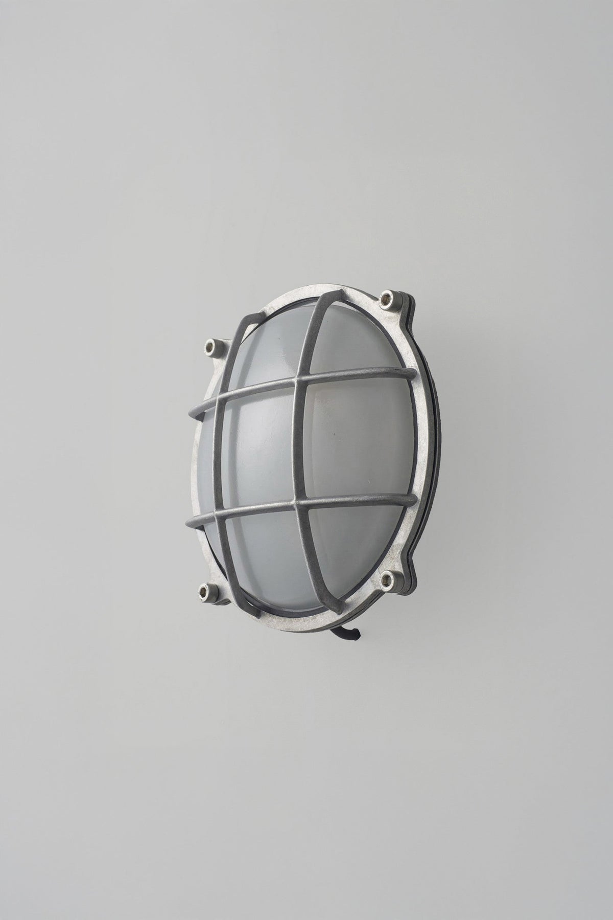 Round Bulkhead Fitting 8111