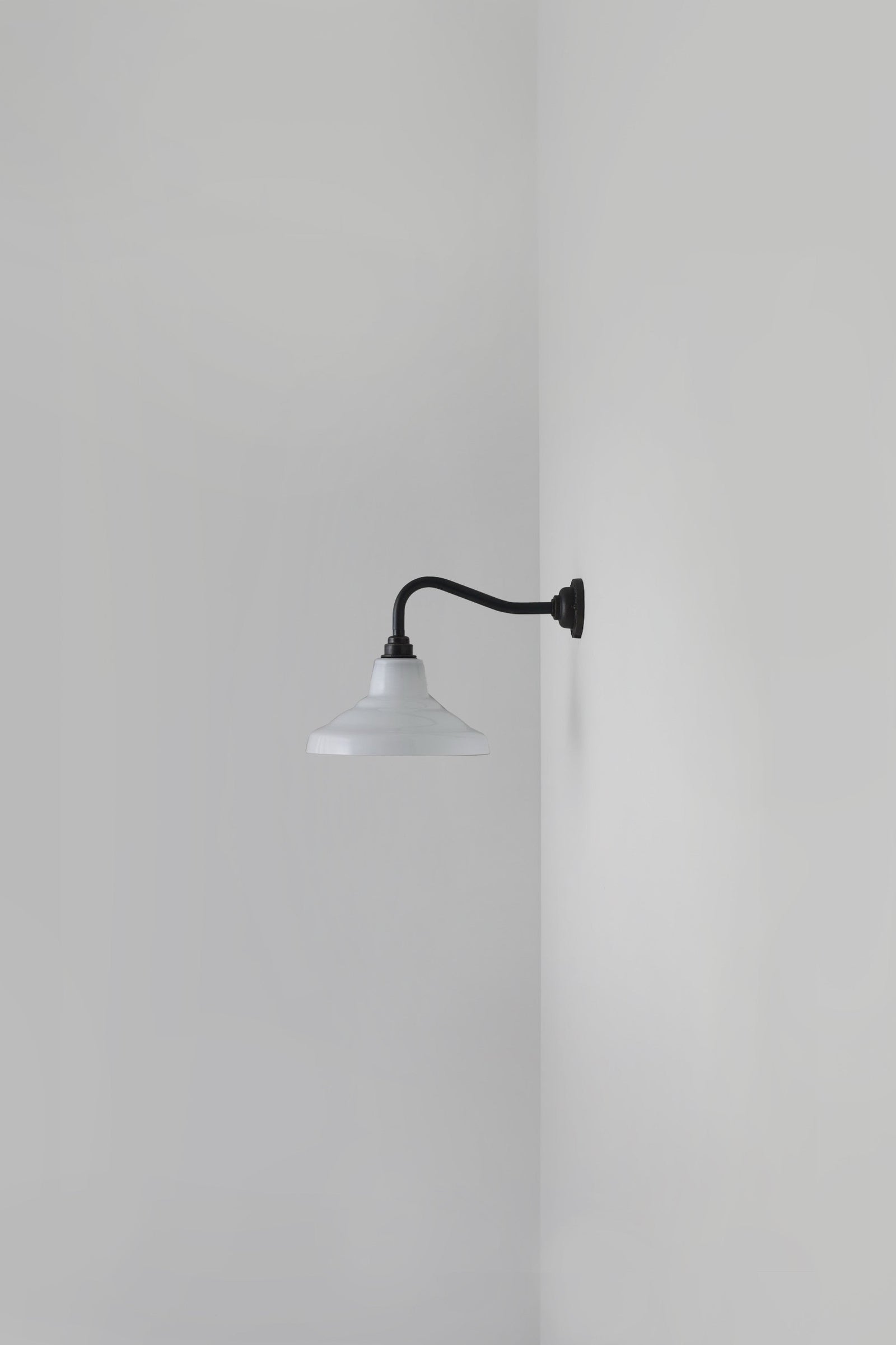 Variant Image for Weathered Brass / Opal