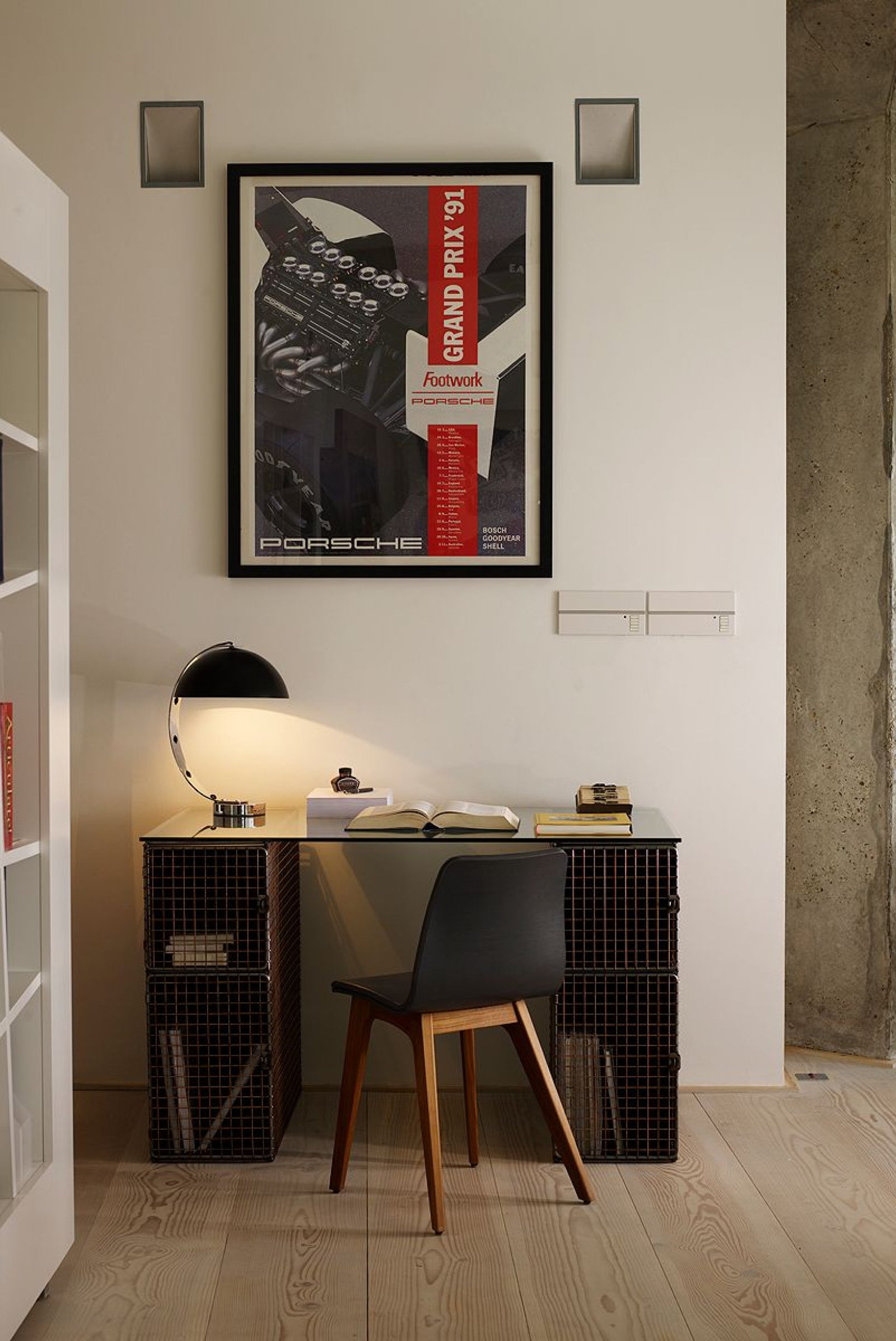 Variant Image for Schwarz