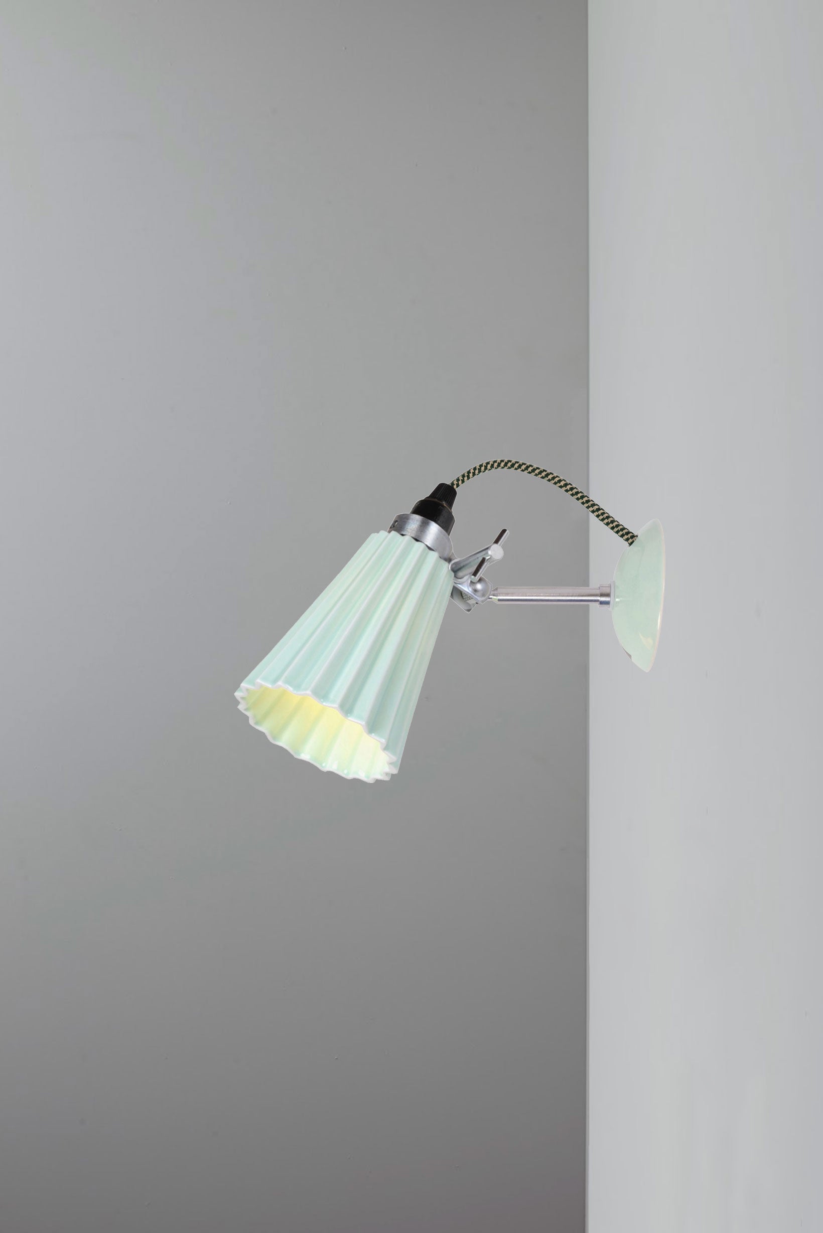 Hector Pleat Small Wall Light