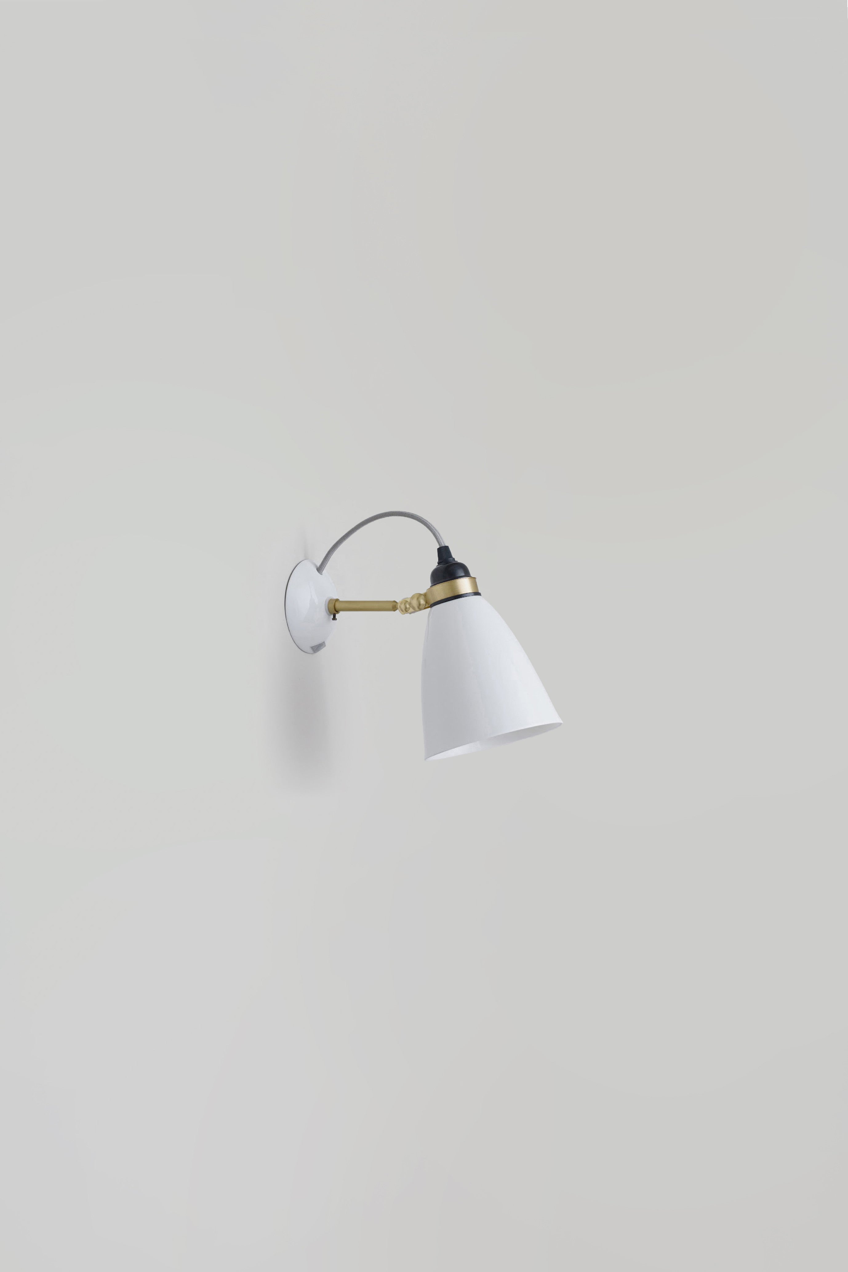 Hector 30 Wall Light