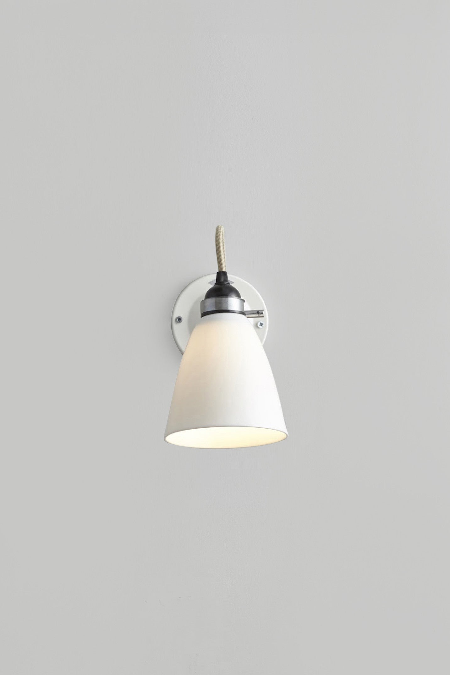 Applique Hector Medium Dome avec interrupteur