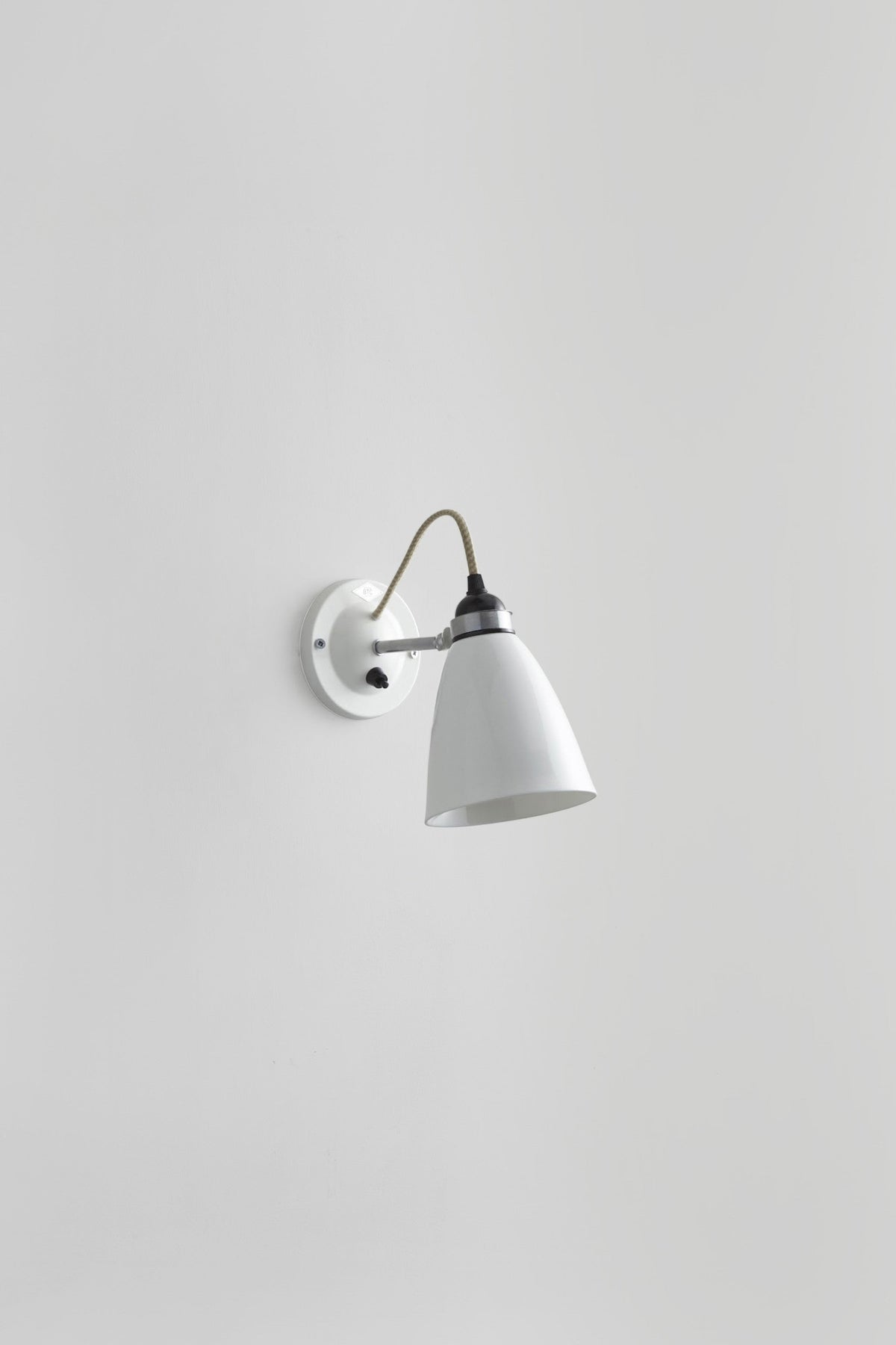 Applique Hector Medium Dome avec interrupteur