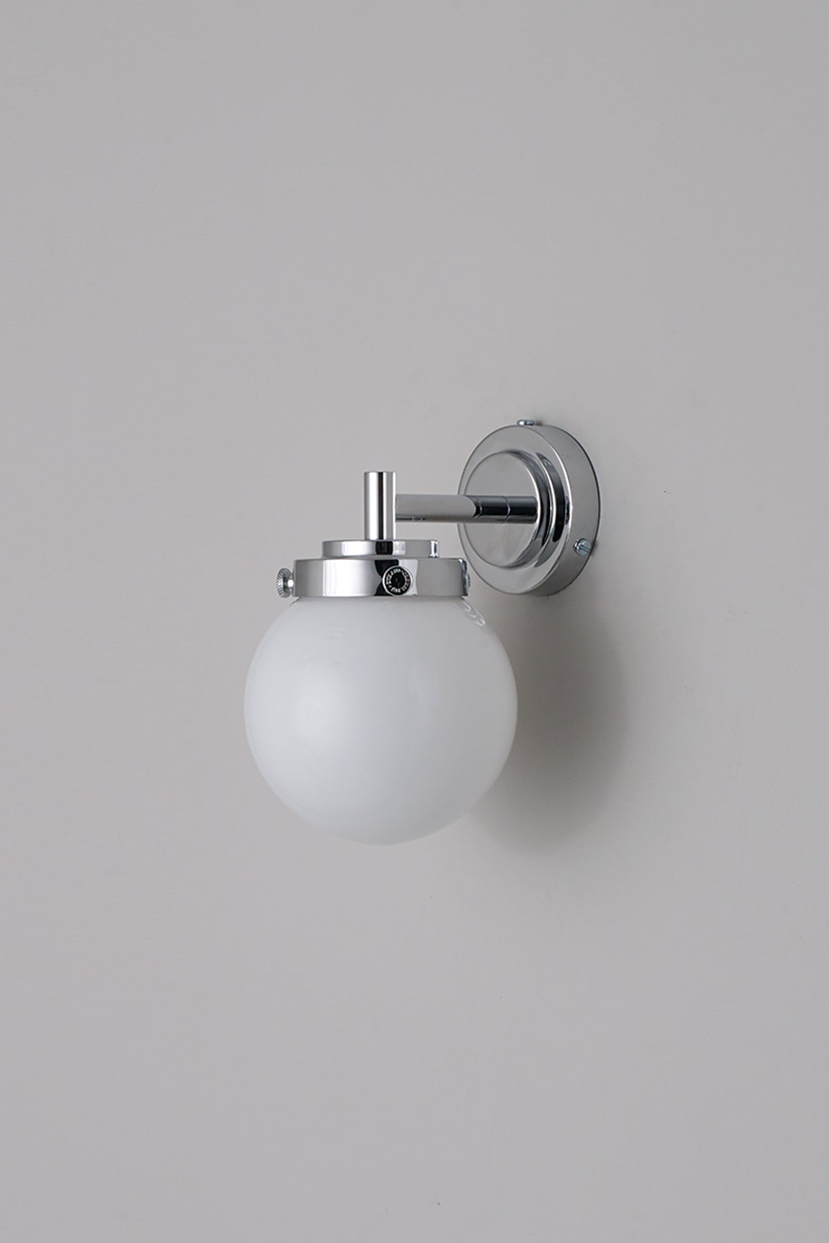 Mini Globe Wandleuchte