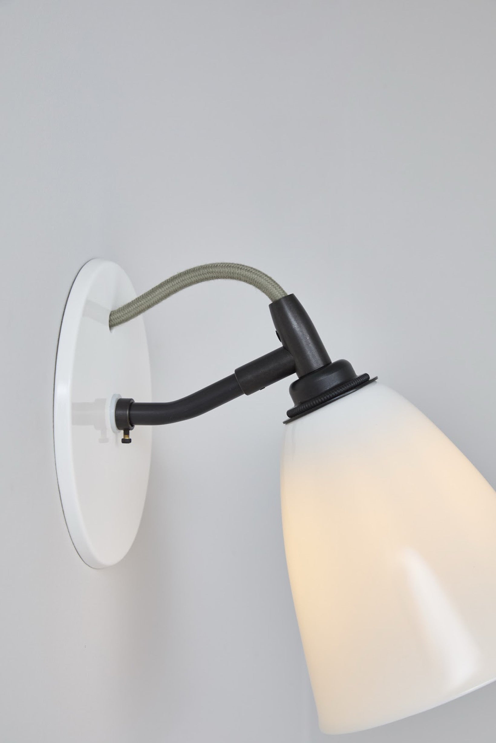 Fector Wall Light