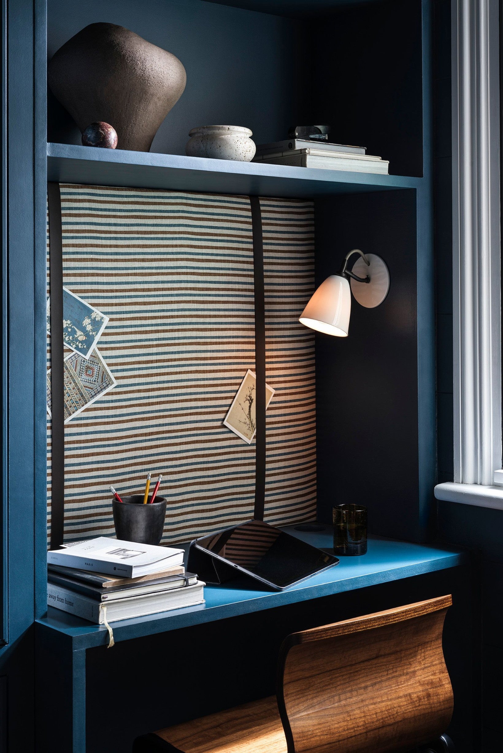 Fector Wall Light