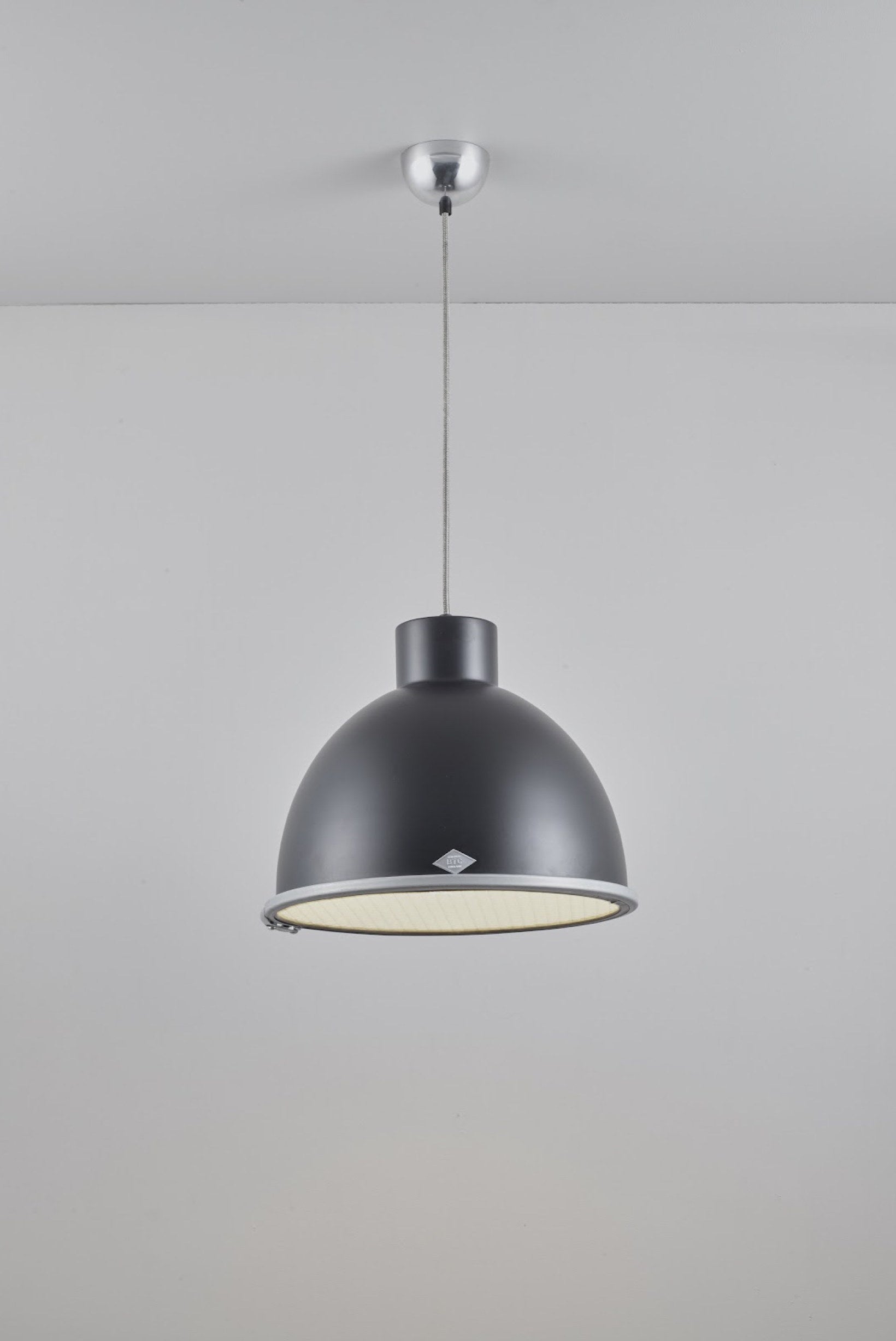 Giant 1 Pendelleuchte