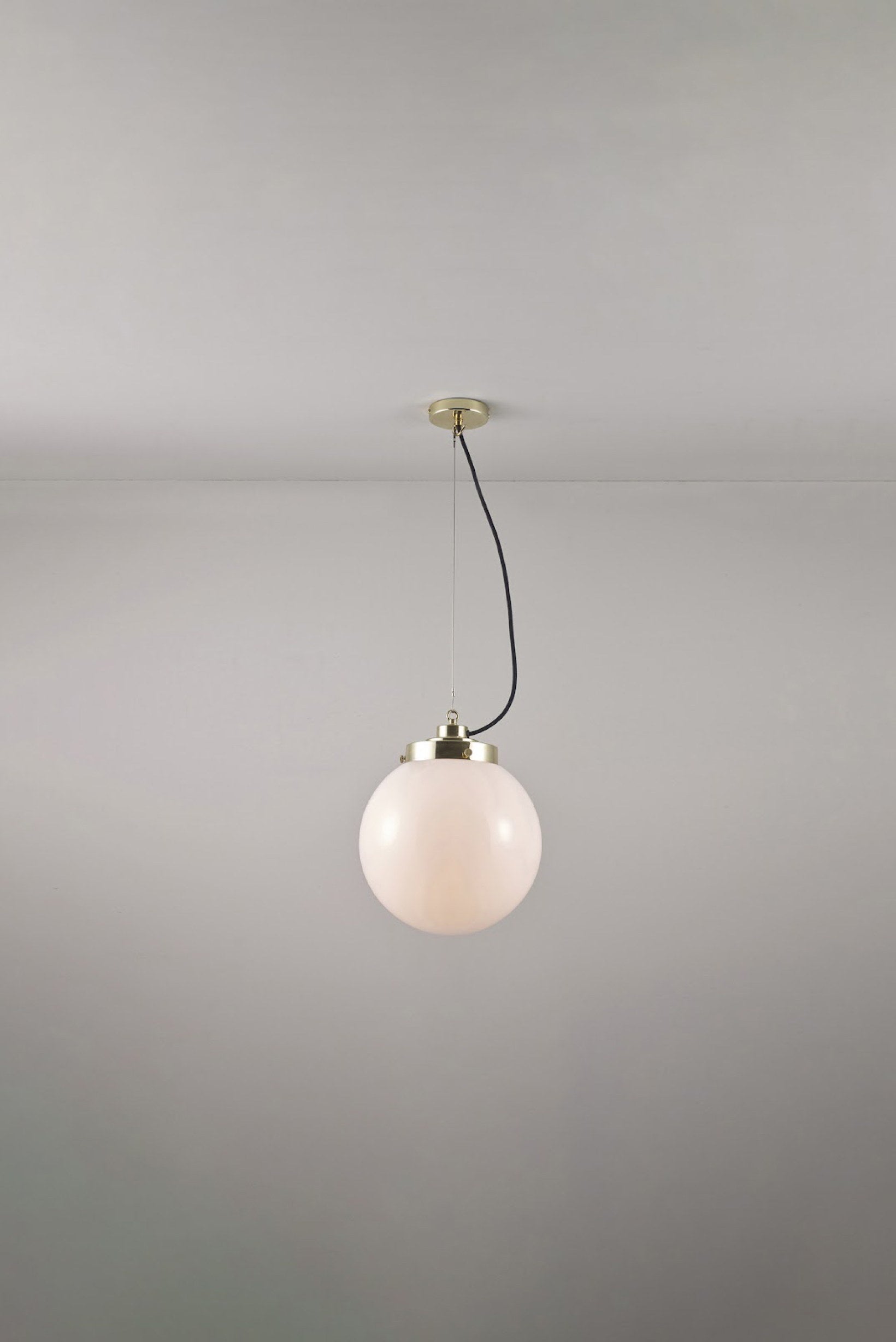 Globe Pendelleuchte Medium
