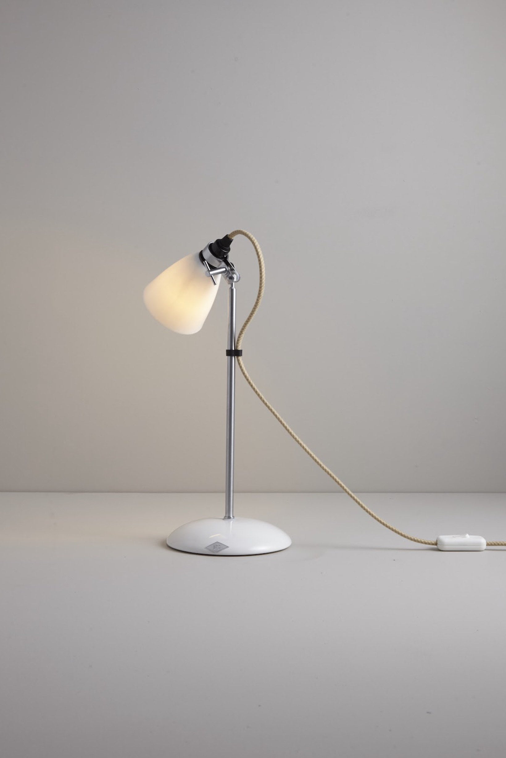 Lampe de table Hector Small Dome