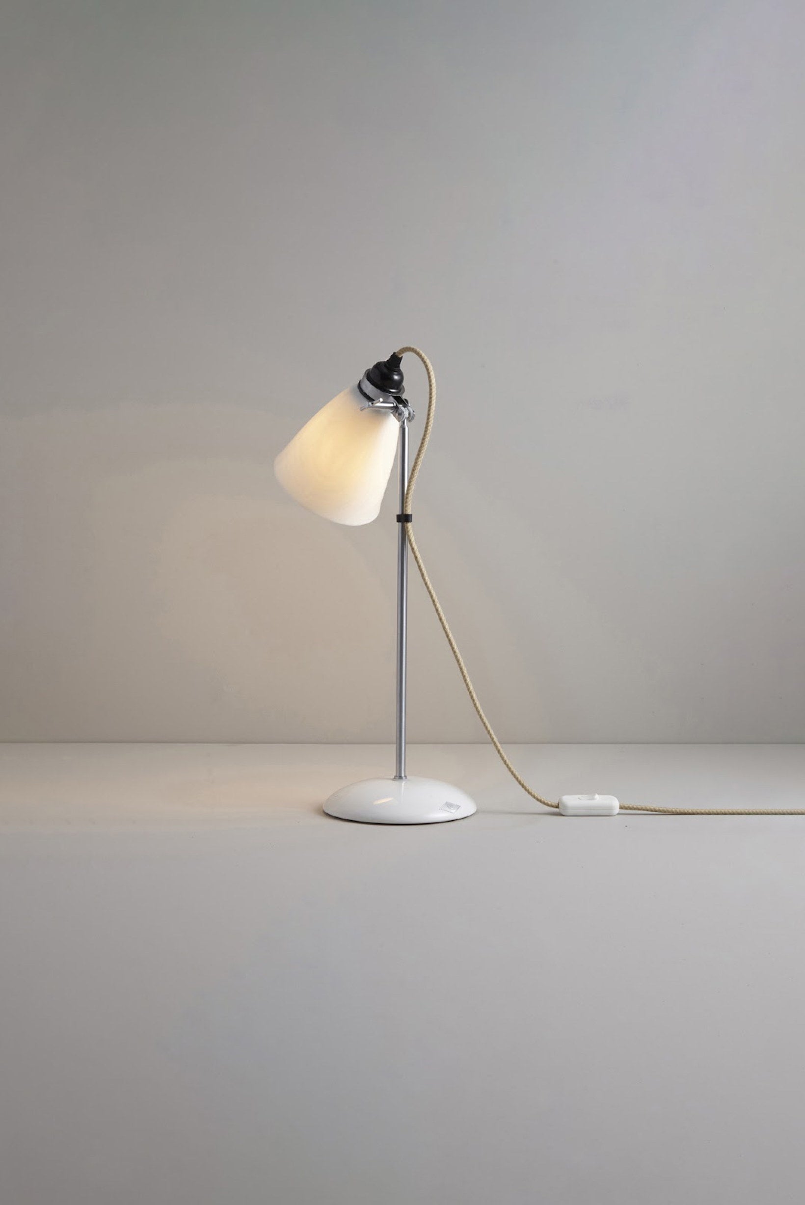 Hector Medium Dome Table Light