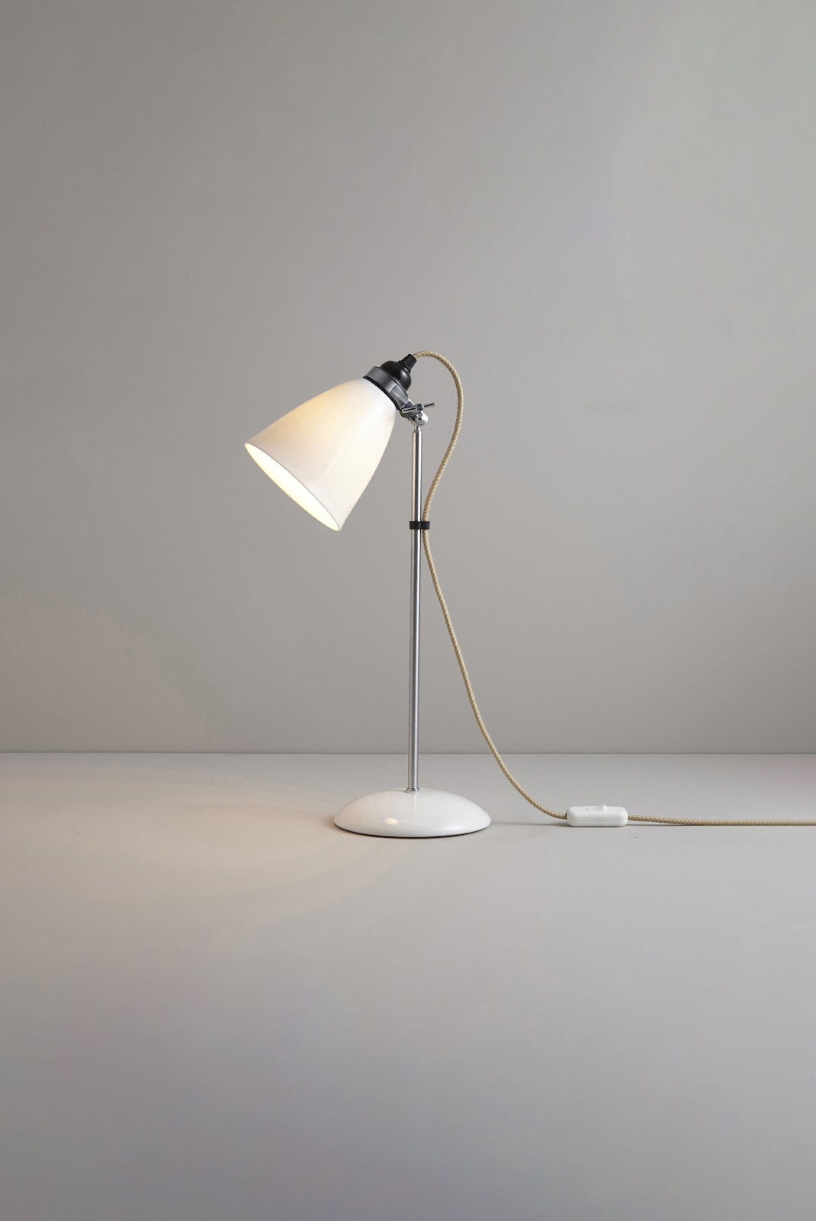 Hector Medium Dome Table Light
