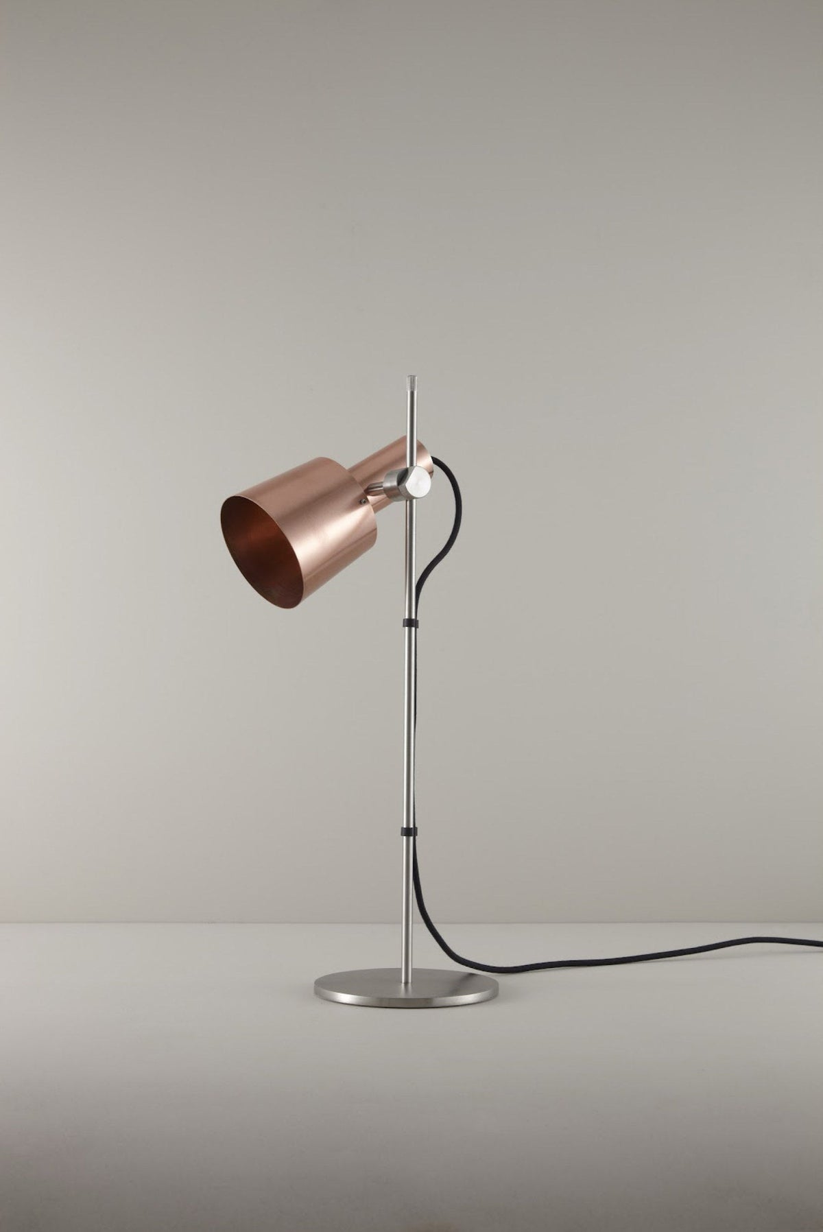 Chester Table Light