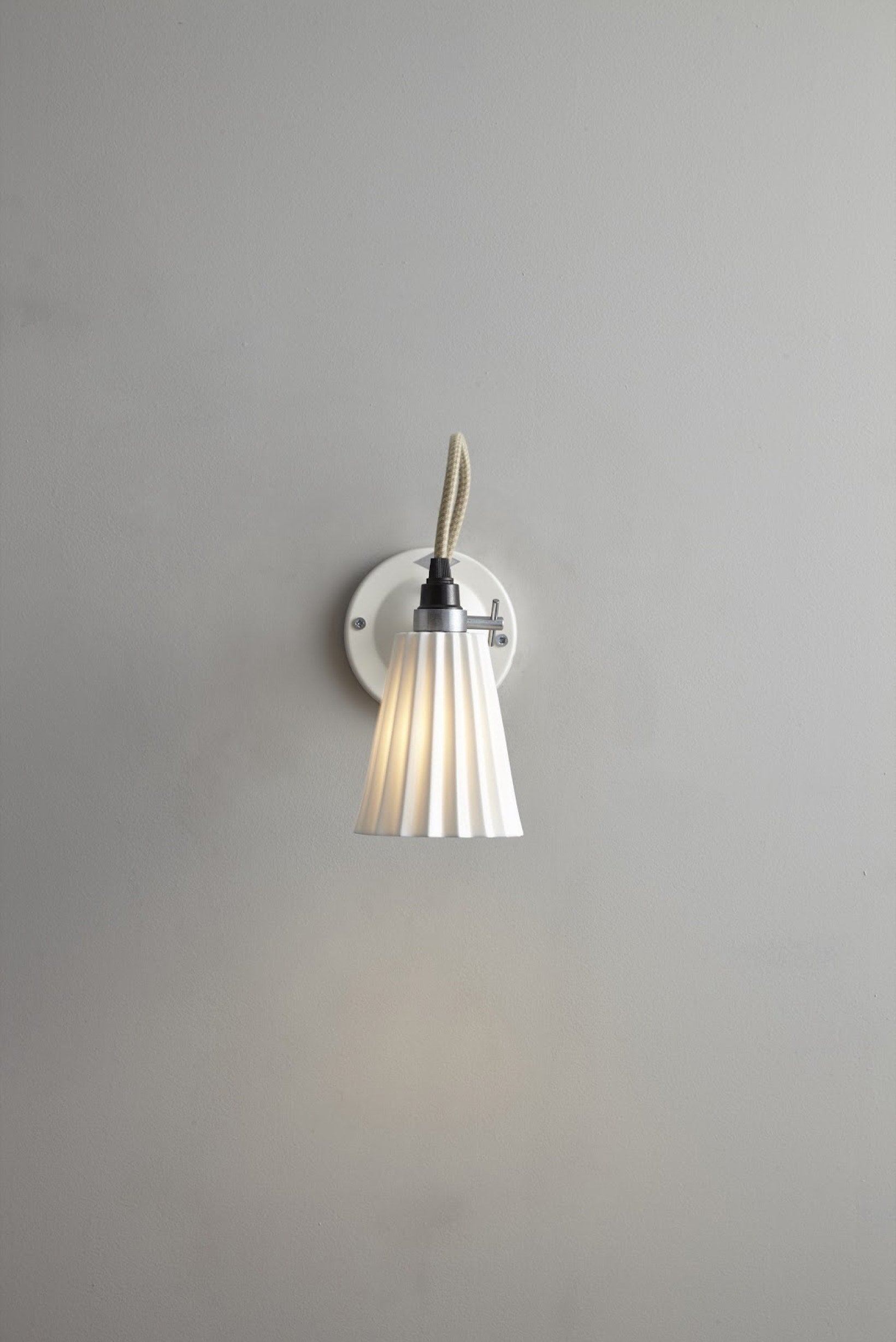 Hector Pleat Small Switched Wall Light