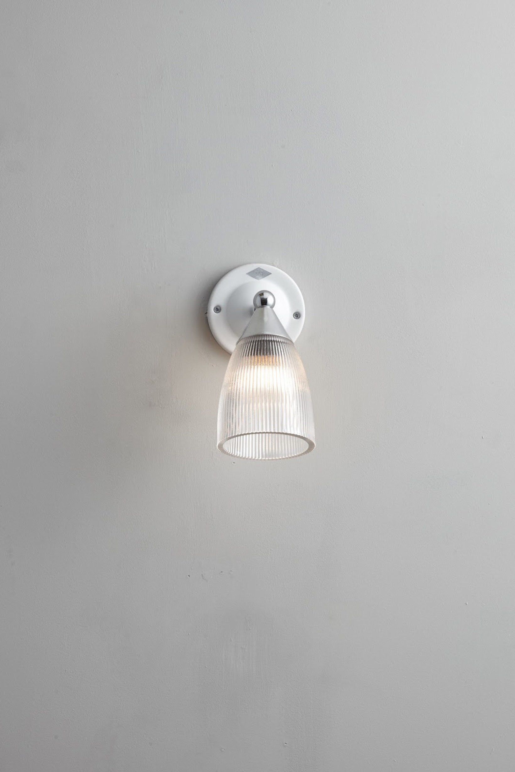 Mann Prismatic Switched Wall Light