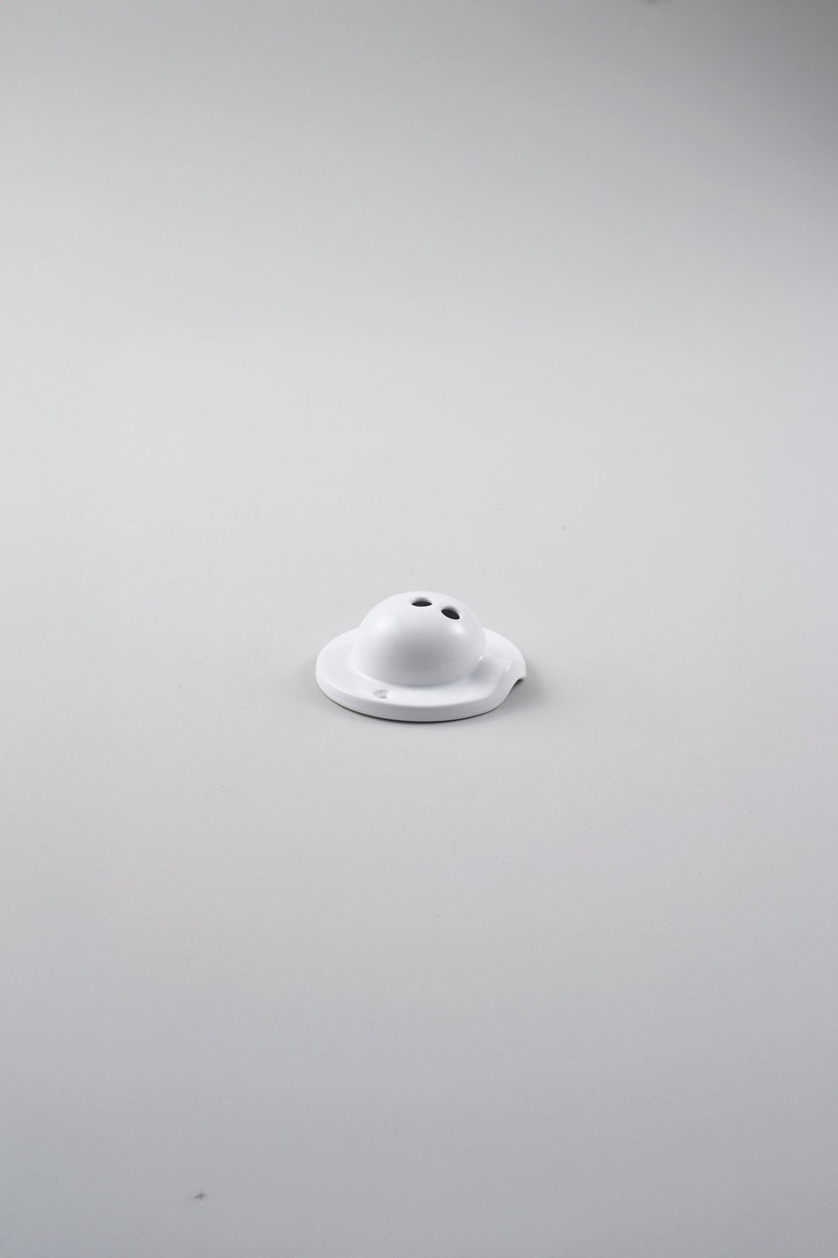 Ceramic Rise & Fall Ceiling Rose