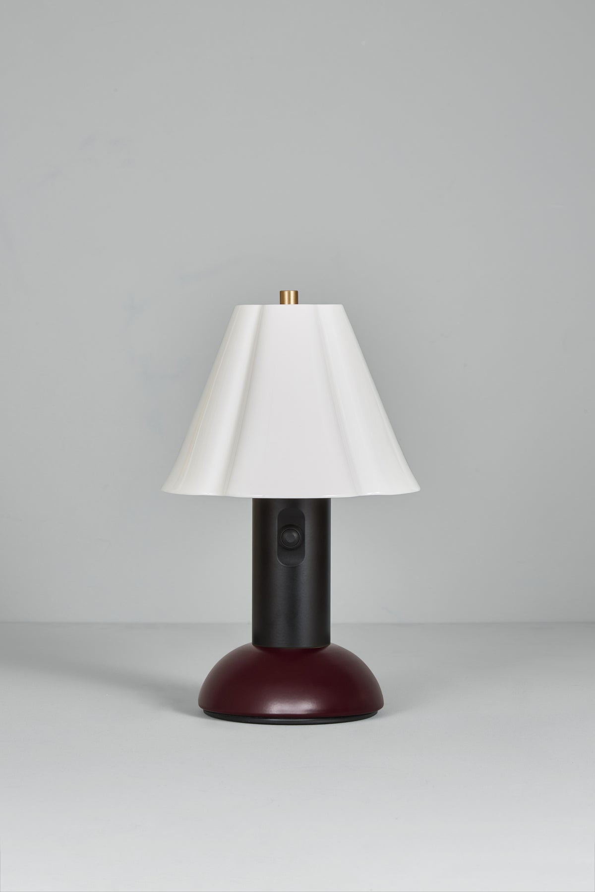 Blossom Portable Light, Black Red