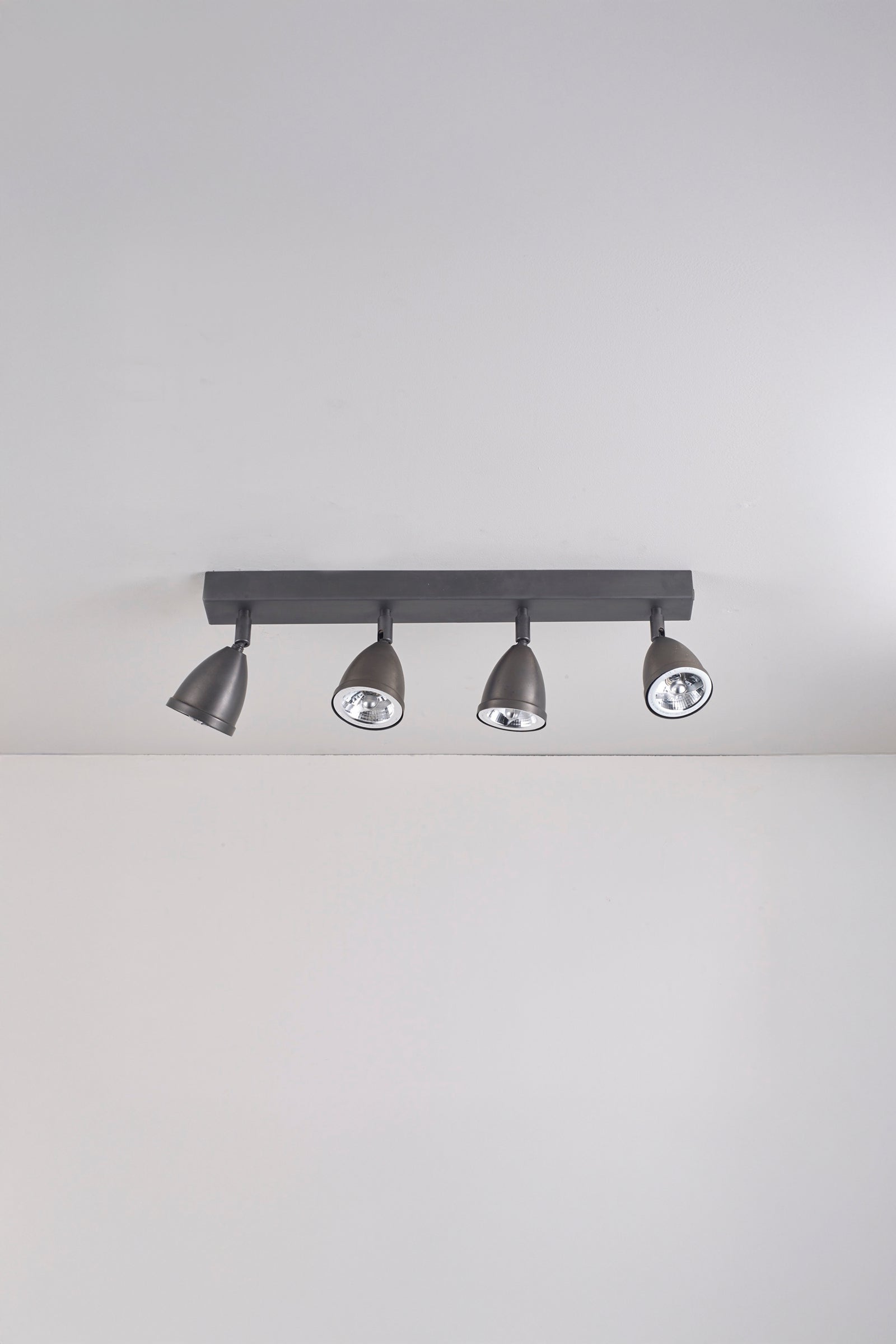 Variant Image for Patiniertes Messing / BA15D (LED)