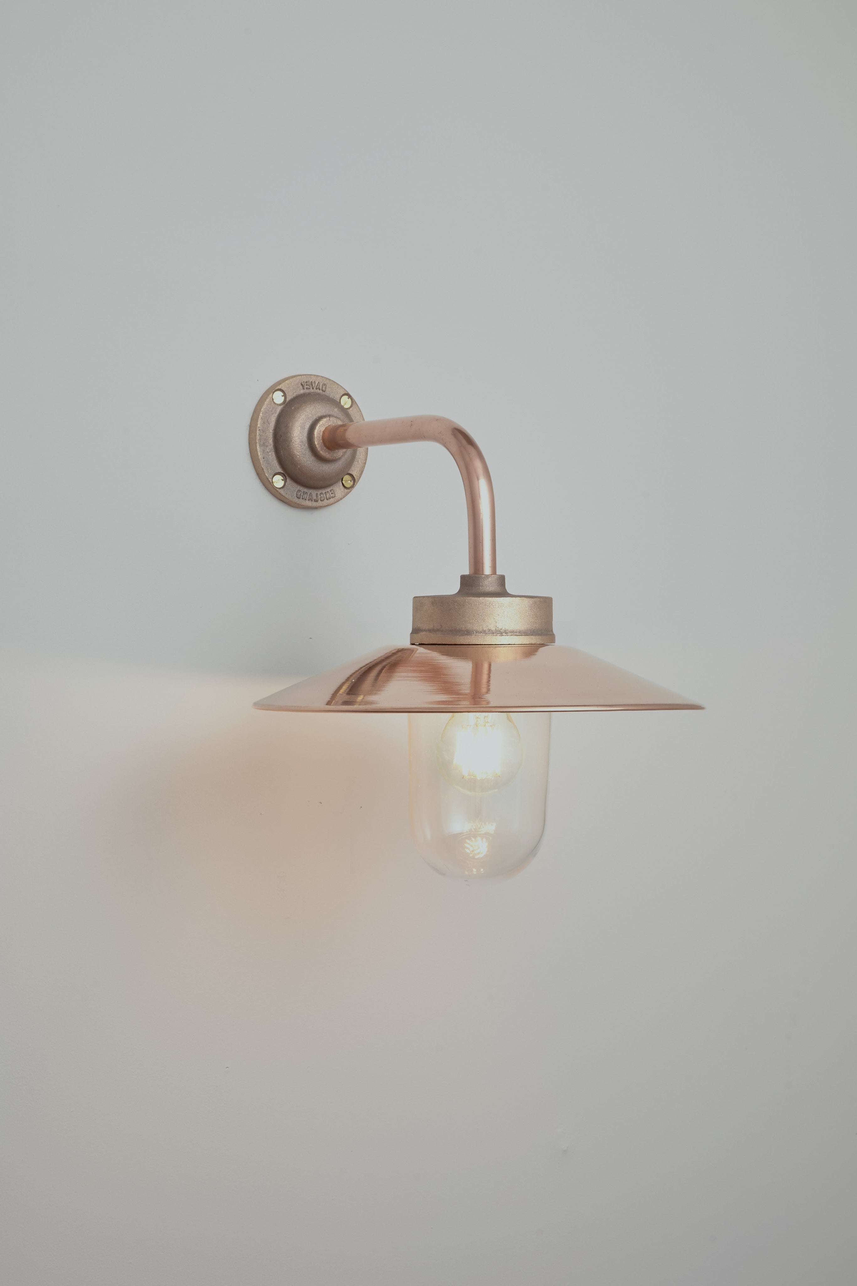 Exterior Bracket Light, 7680