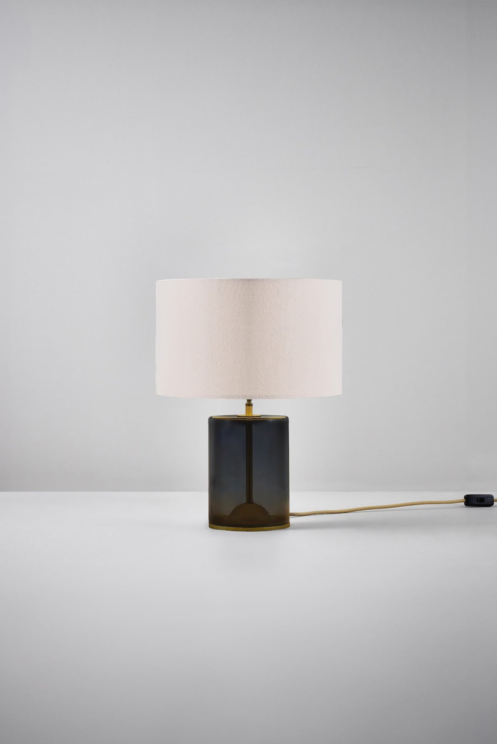 Variant Image for Natural White / Anthracite