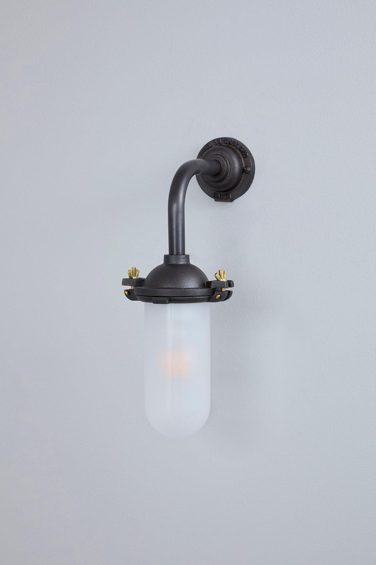 Exterior Bracket Light, 7684