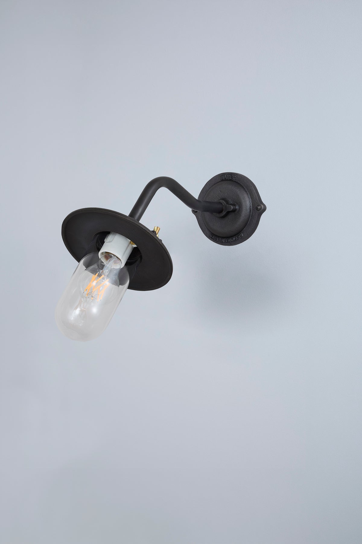 Exterior Bracket Light, Canted, 7685