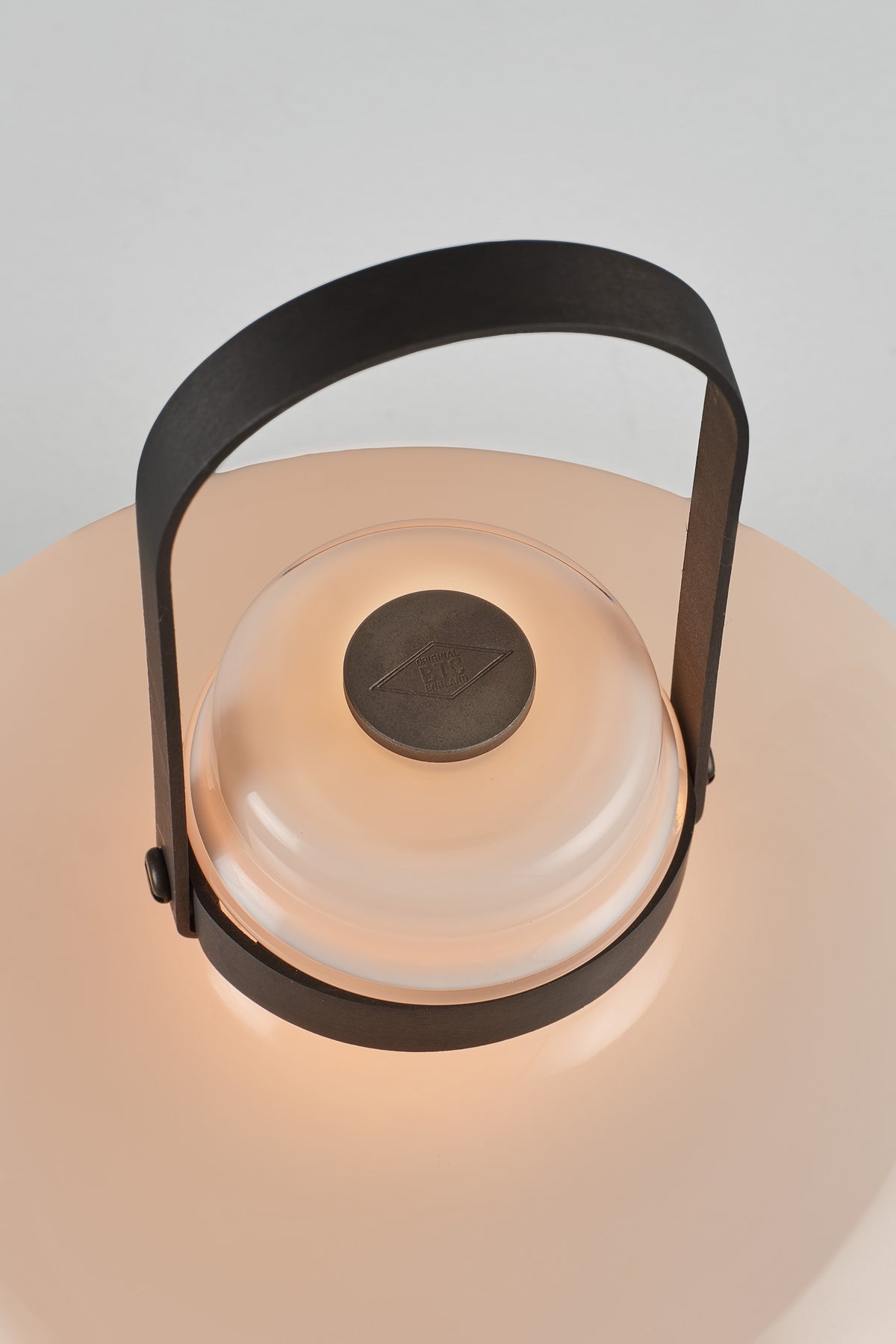 Variant Image for Black Bronze / Opal