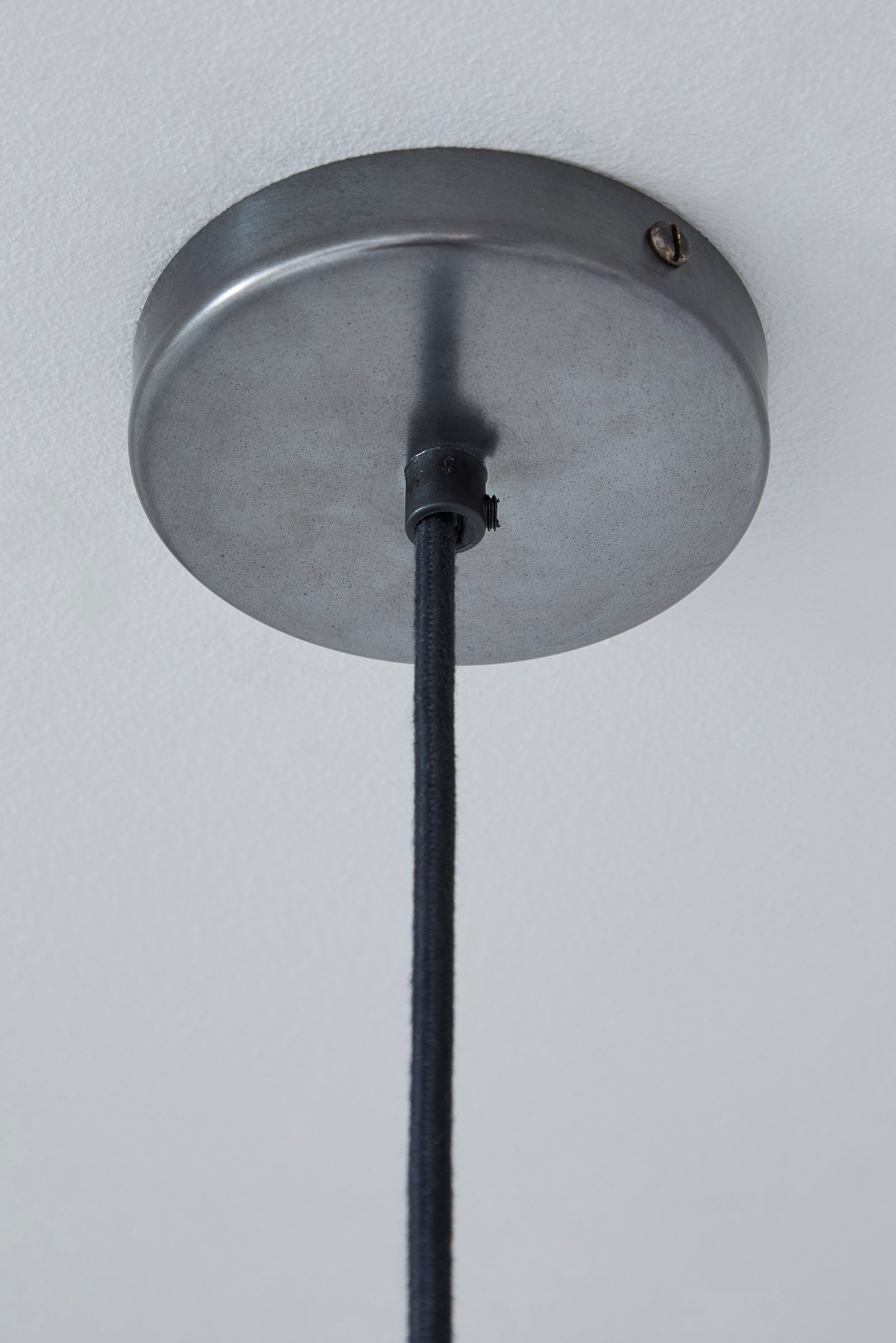Variant Image for Weathered Bronze / Opal