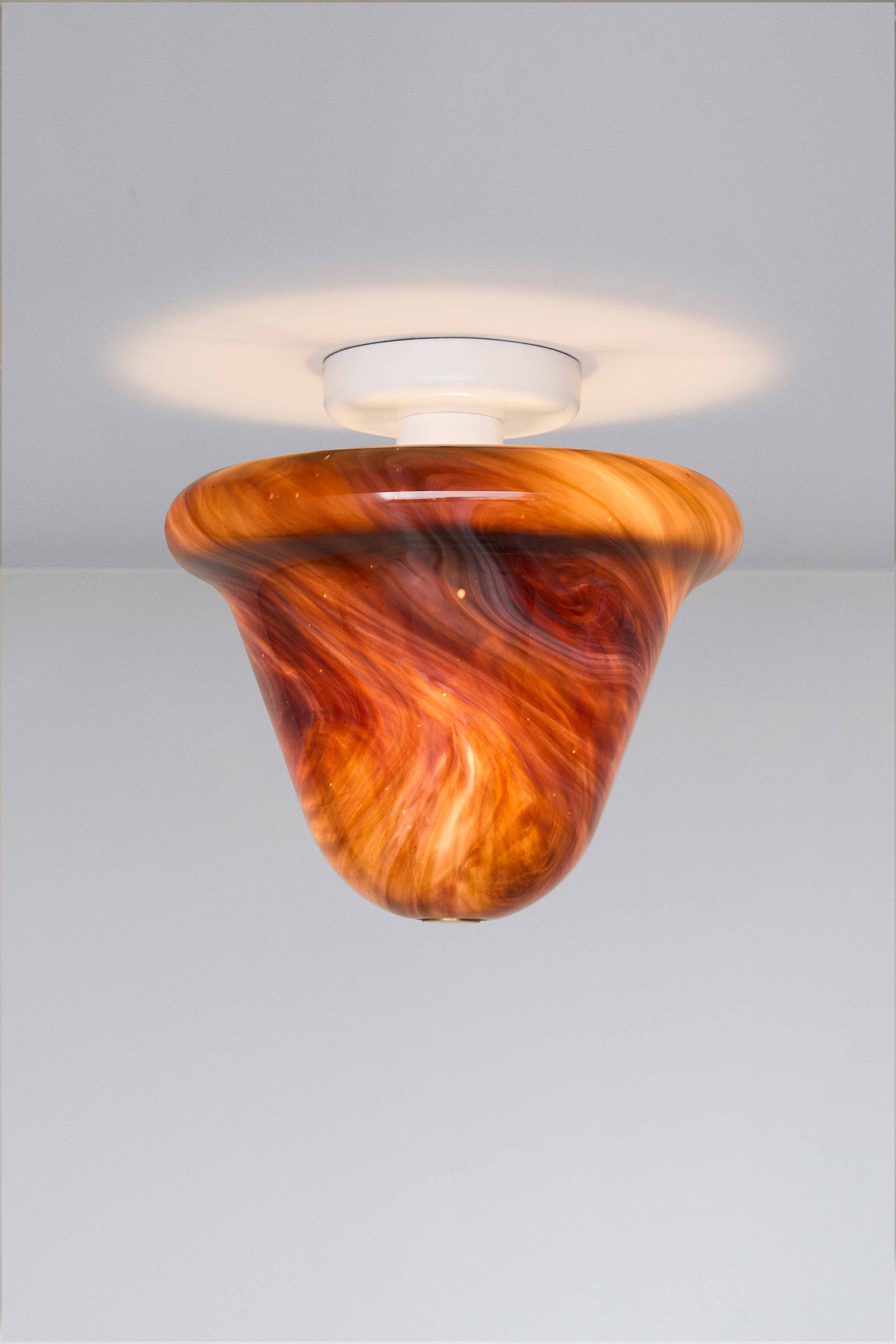 Variant Image for Textured White / Chocolate